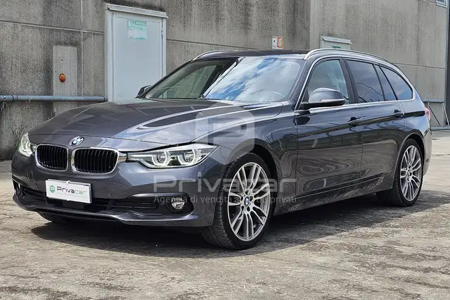 BMW 320 320d xDrive Touring Business Advantage