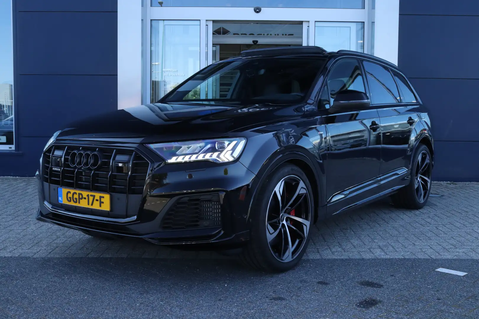 Audi Q7 60 TFSI e quattro Pro Line S Competition | Zwart O Zwart - 1
