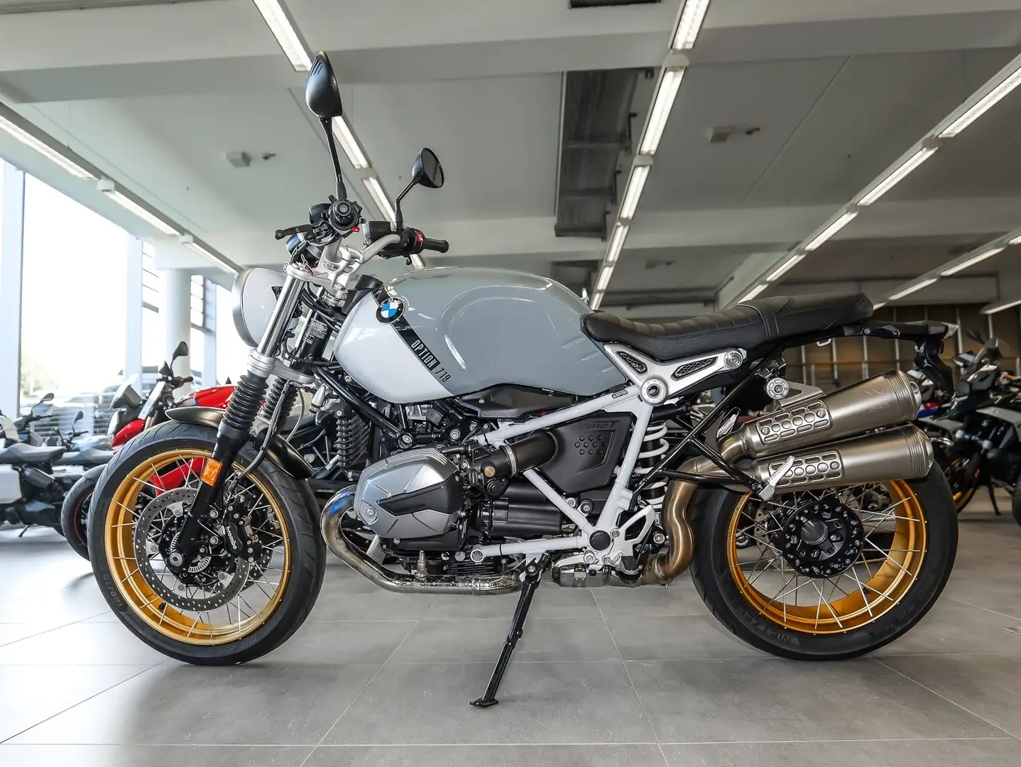 BMW R nineT Scrambler LED Adap. Kurvenlicht ABS Blanco - 2