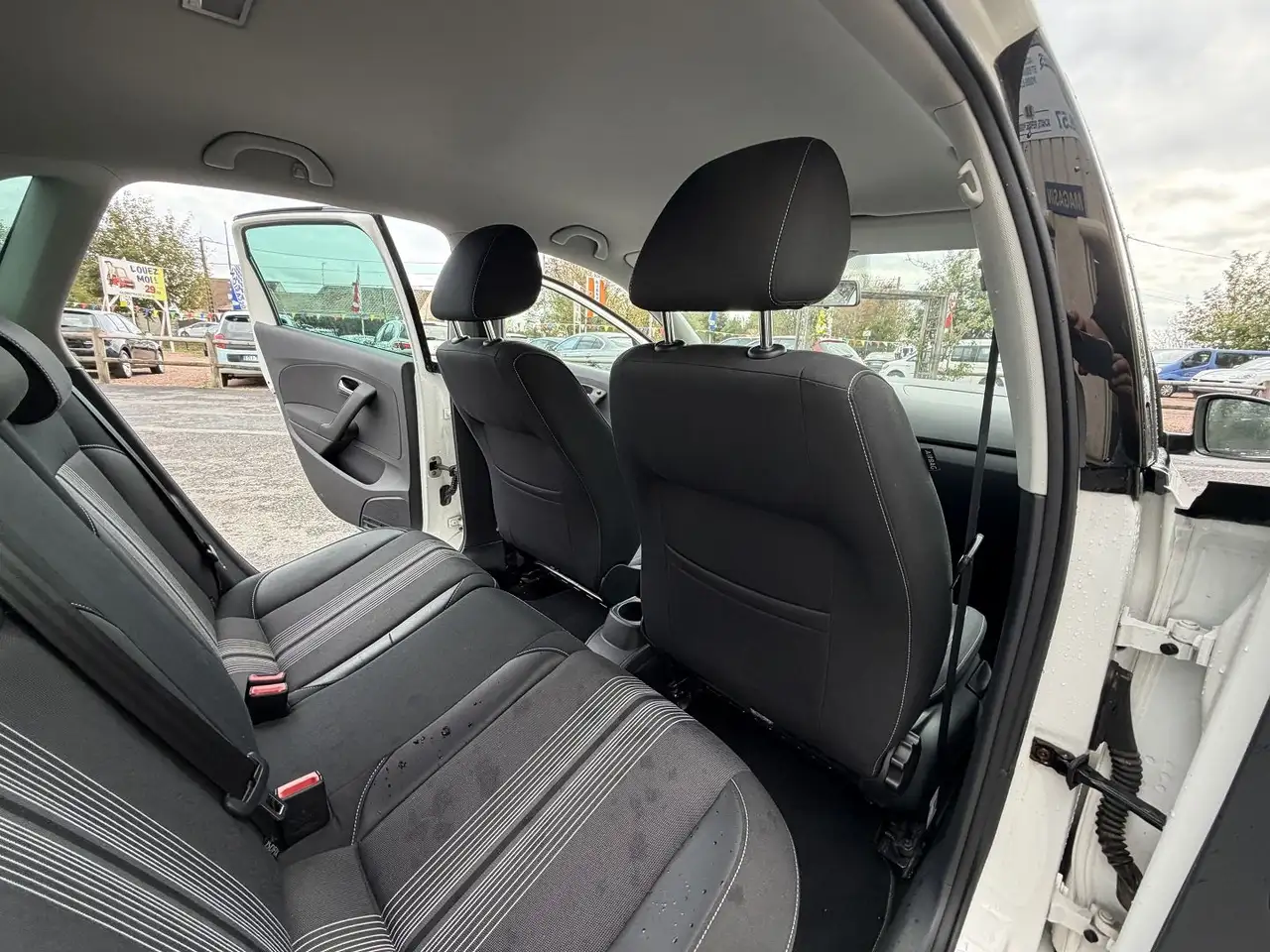 Volkswagen Polo Citadine 5 portes — photo 18