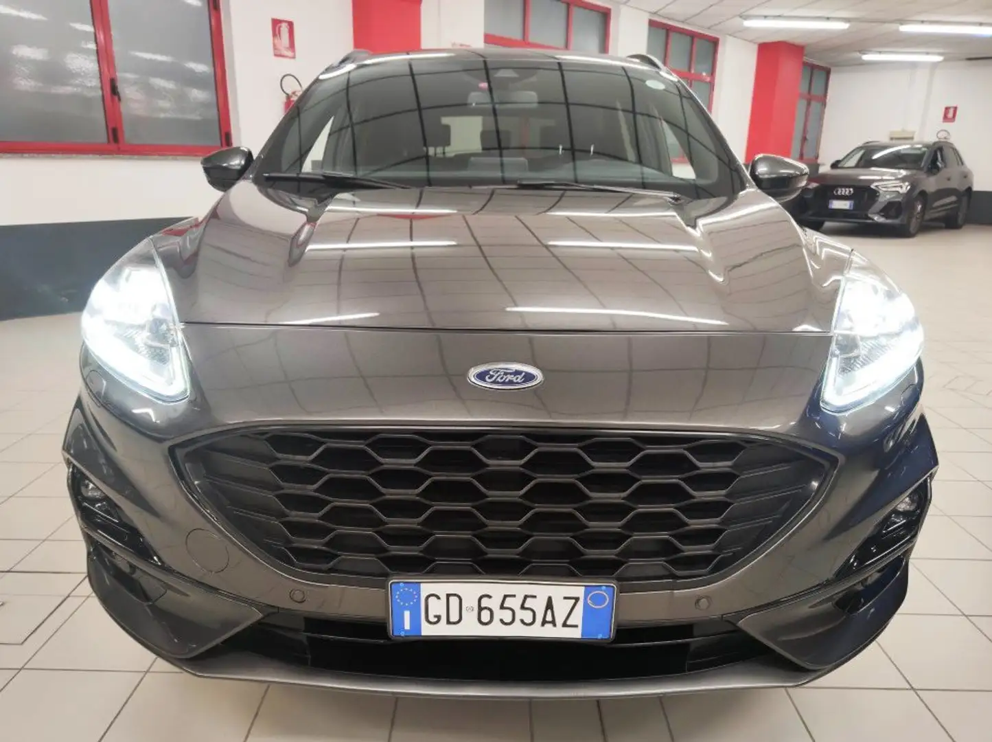 Ford Kuga 1.5 150cv 2WD ST-Line X + Car Play "SUPER PROMO" Grigio - 2