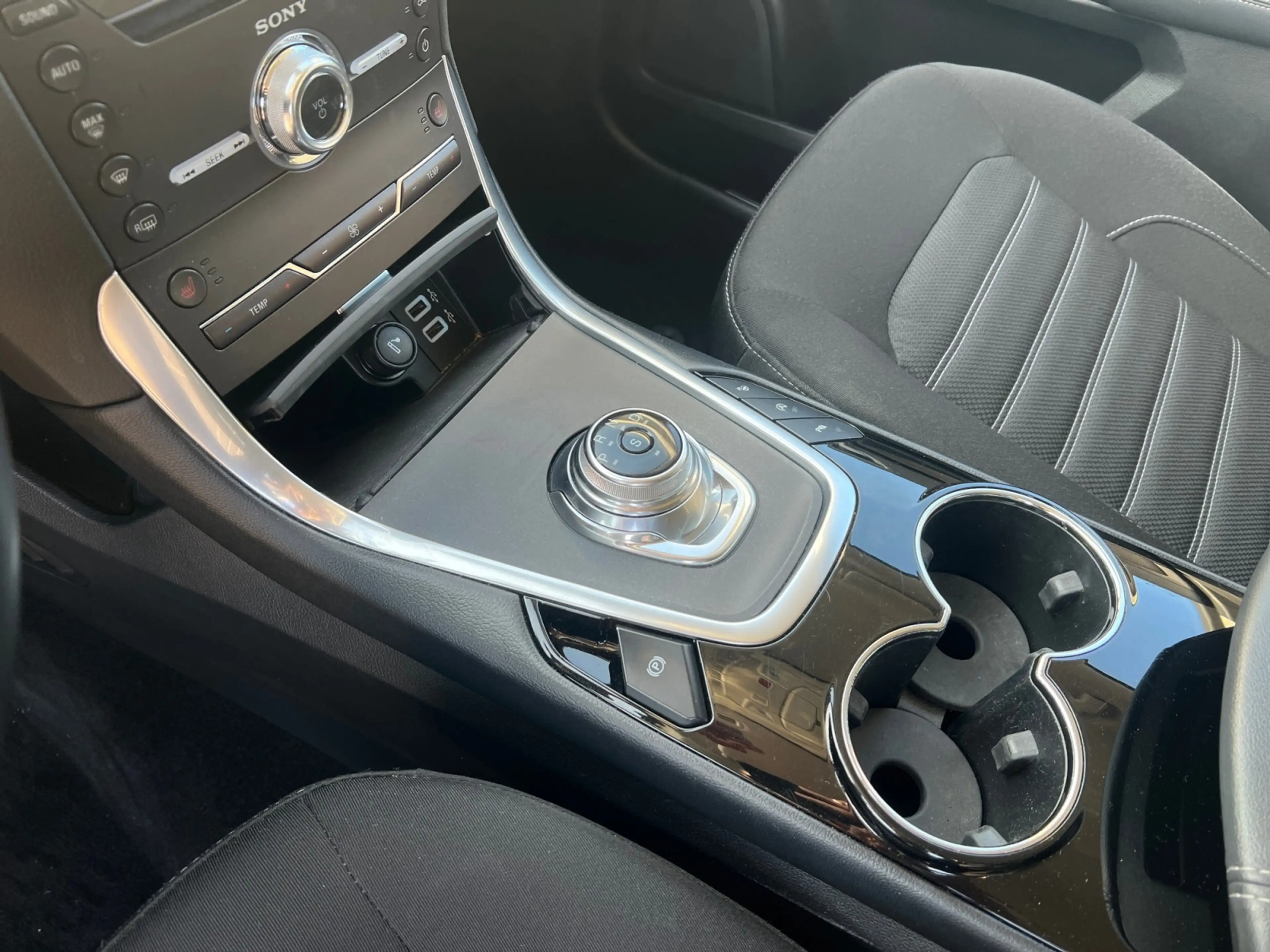 Ford Galaxy 2.0 EcoBlue Titanium *AHK*RFK*NAVI*7-Sitzer* — photo 13