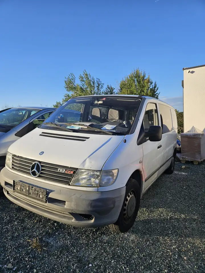 Mercedes-Benz Vito 110 D Kombi CDI, foto 1
