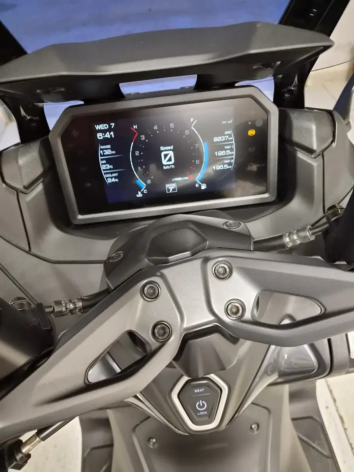 Yamaha Tmax 560