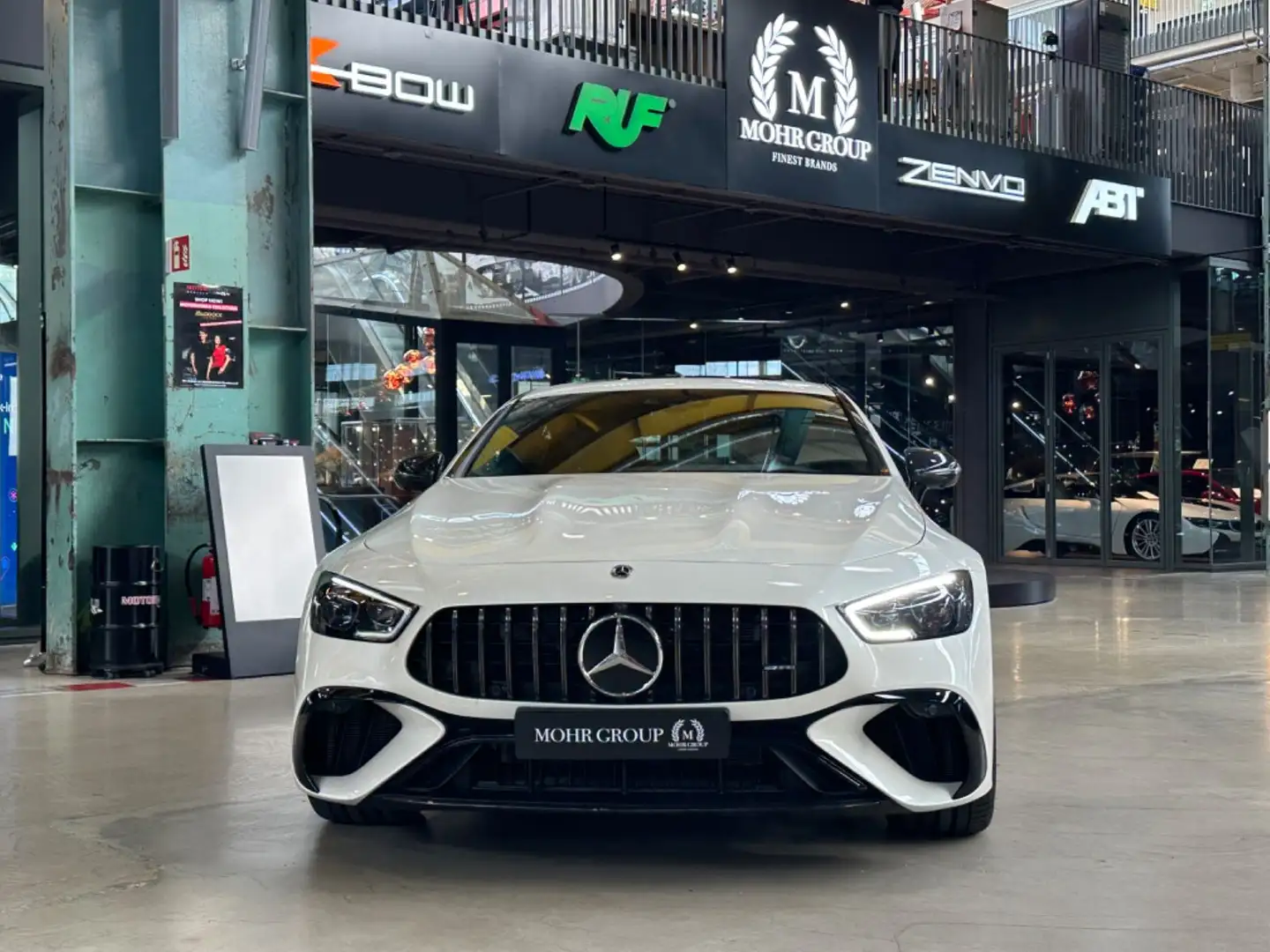 Mercedes-Benz AMG GT 63 S E Performance/Night/Dynamic/Carbon Weiß - 2