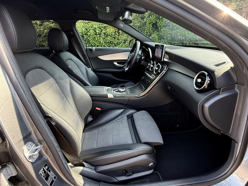 Mercedes-Benz C 180 Estate I AMG I Night Pakket I Camera I NL Auto — photo 10