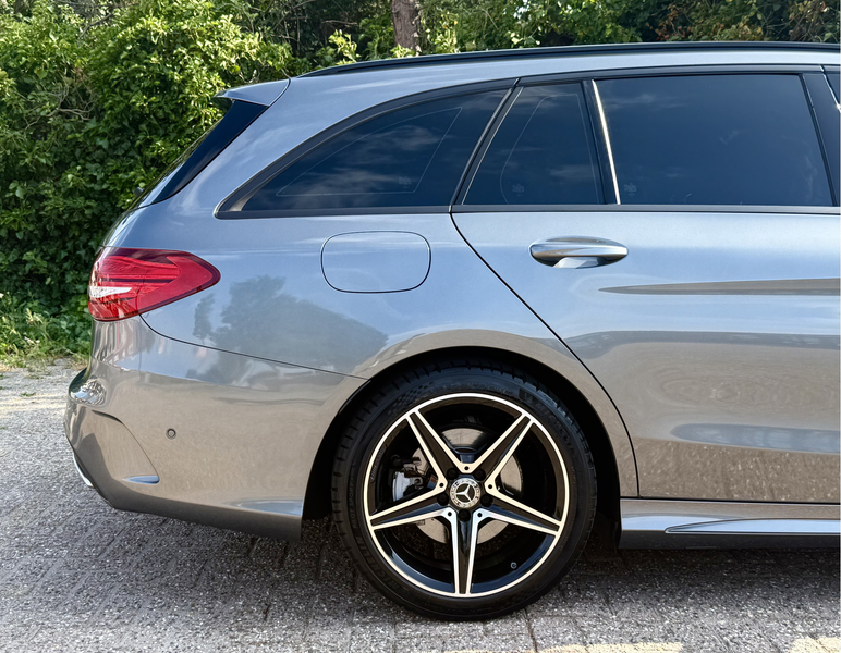 Mercedes-Benz C 180 Estate I AMG I Night Pakket I Camera I NL Auto — photo 28