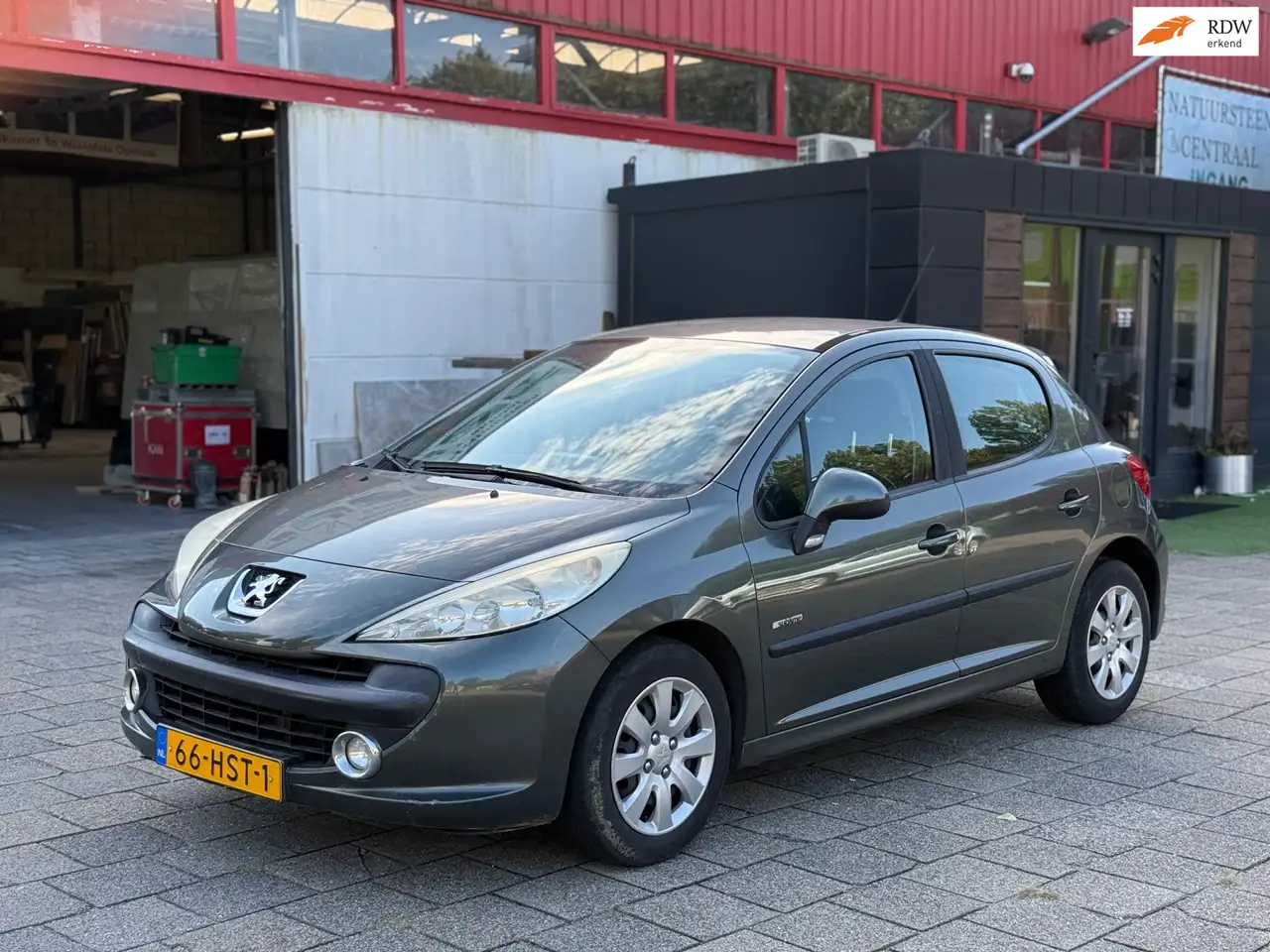 Peugeot 207