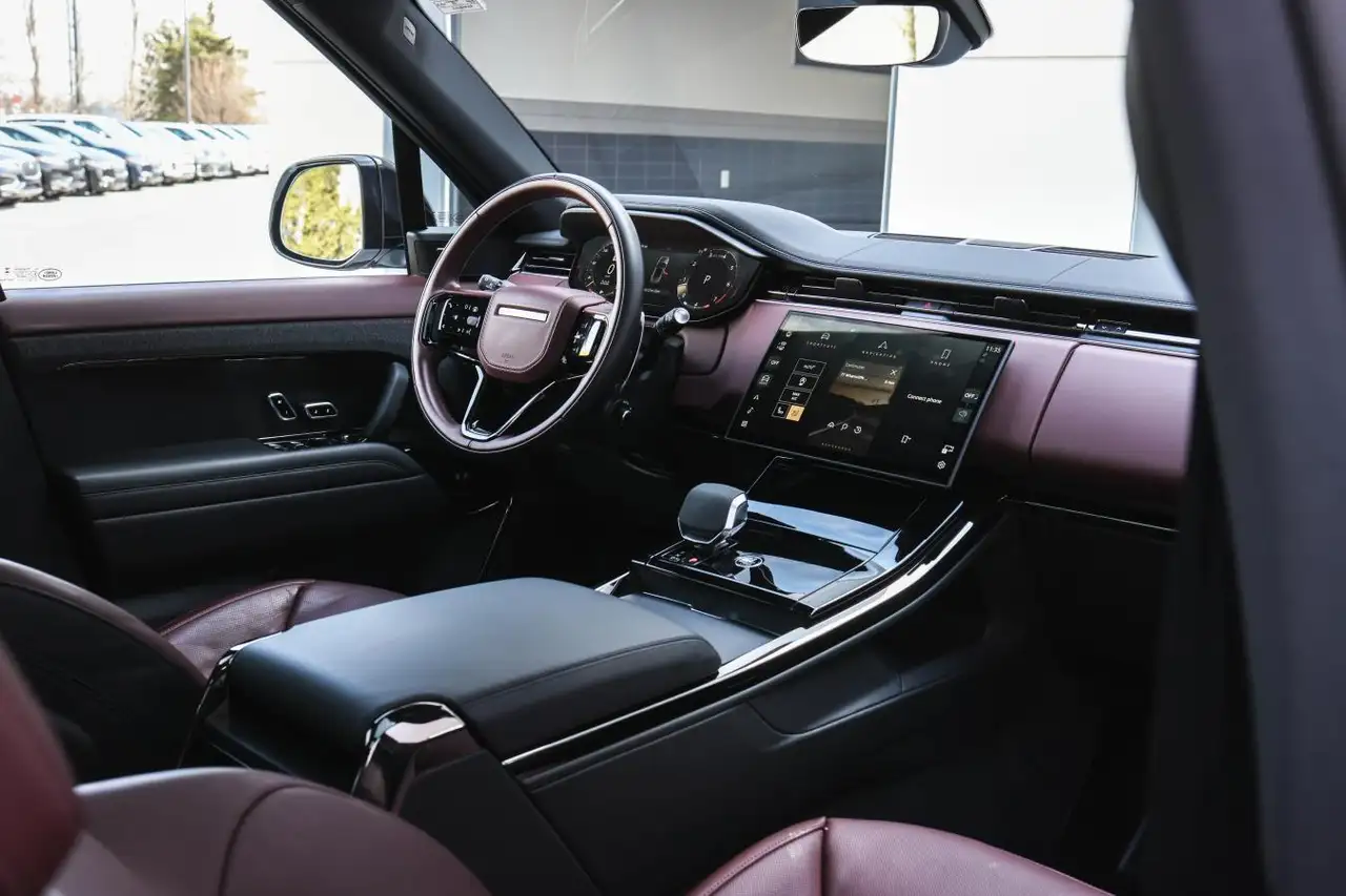 Land Rover Range Rover Sport снимка Land Rover Range Rover Sport