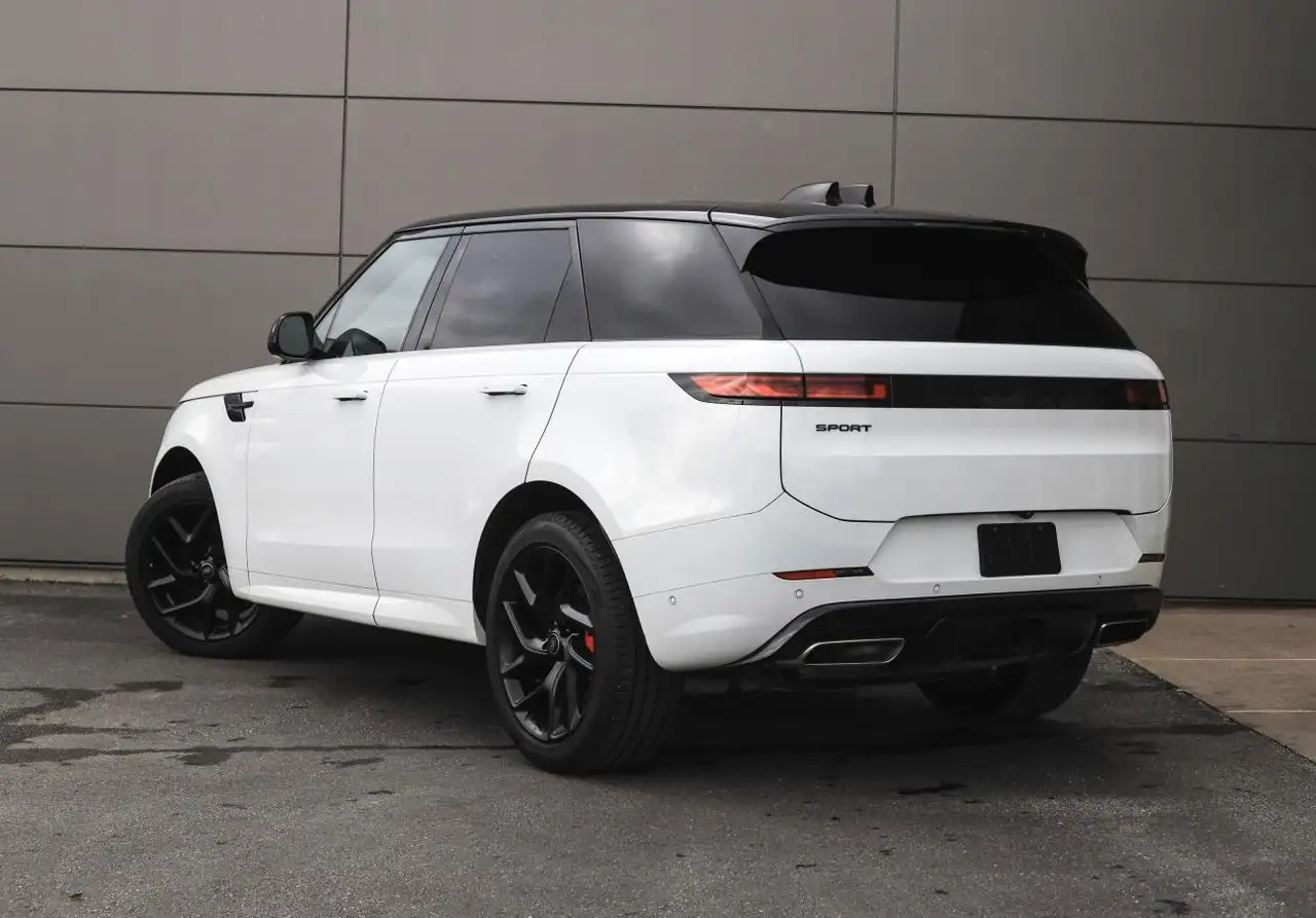 Land Rover Range Rover Sport снимка Land Rover Range Rover Sport