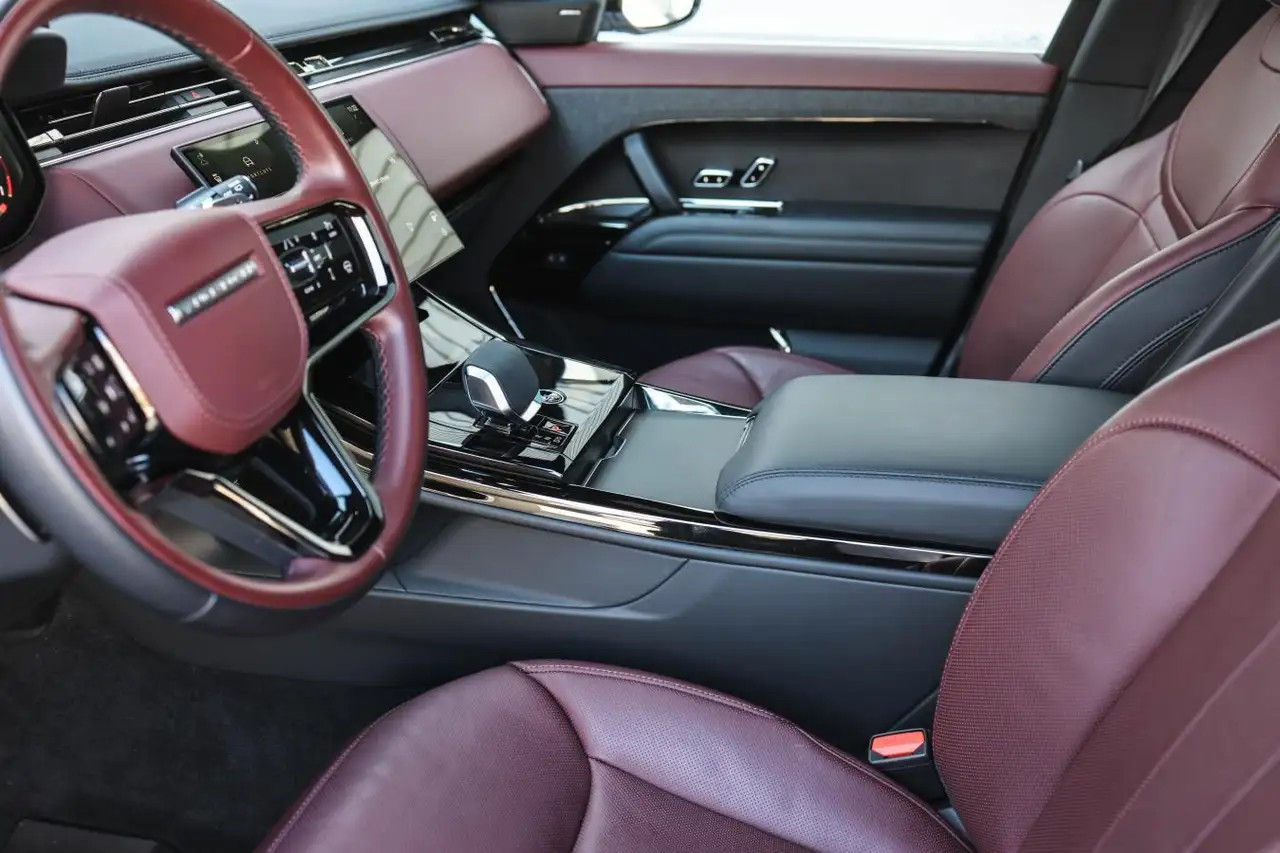 Land Rover Range Rover Sport снимка Land Rover Range Rover Sport