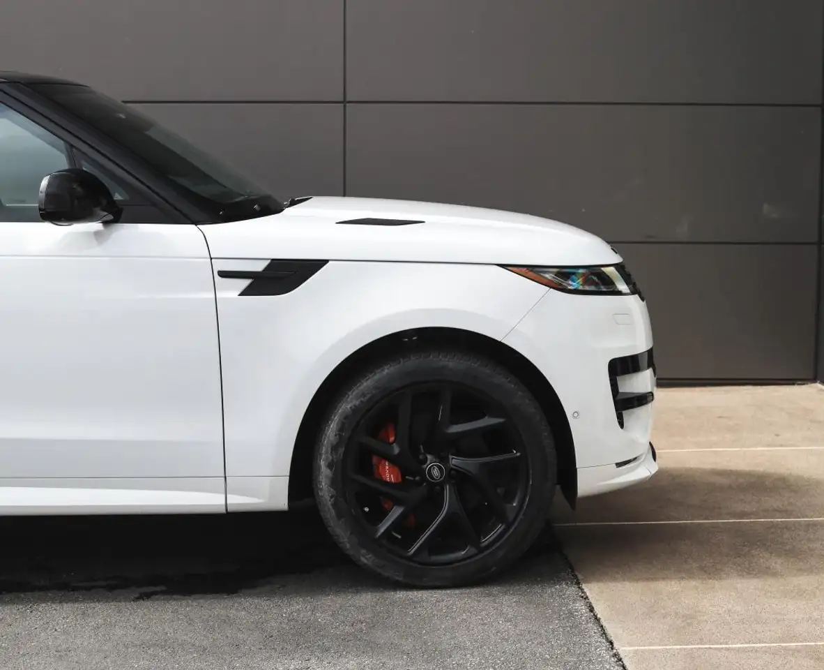 Land Rover Range Rover Sport снимка Land Rover Range Rover Sport
