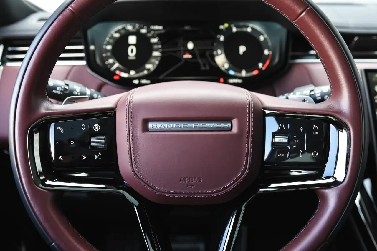 Land Rover Range Rover Sport снимка Land Rover Range Rover Sport