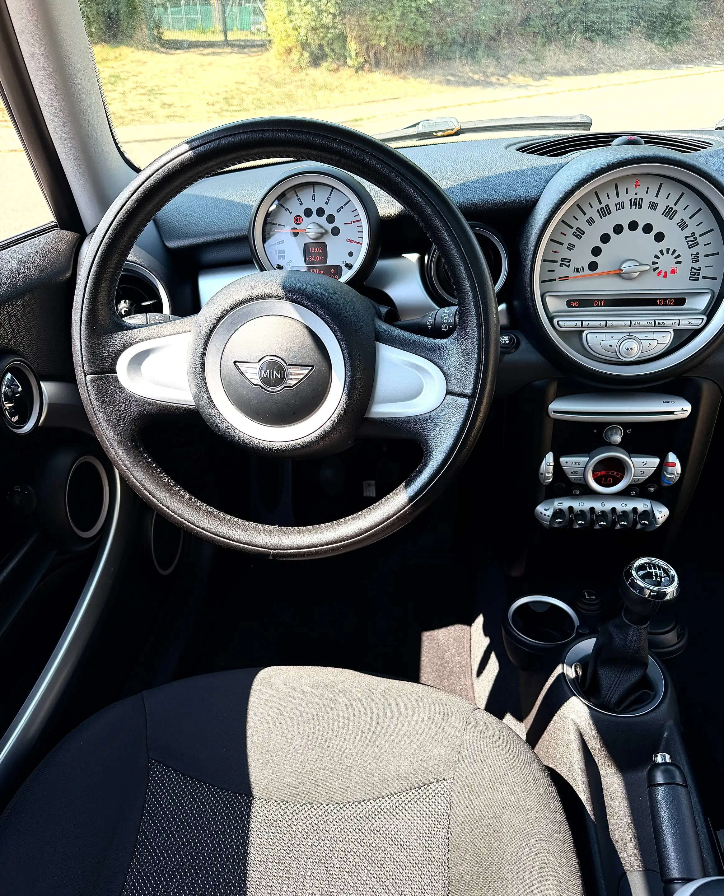 MINI One Clubman One — photo 10