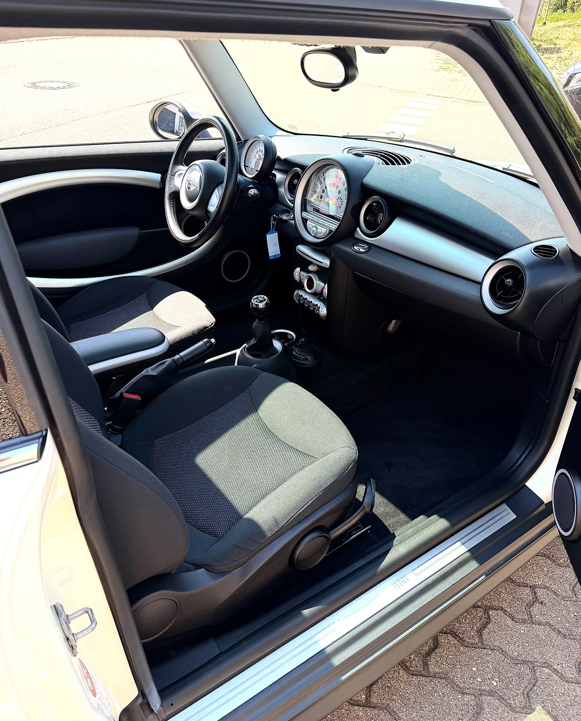 MINI One Clubman One — photo 12
