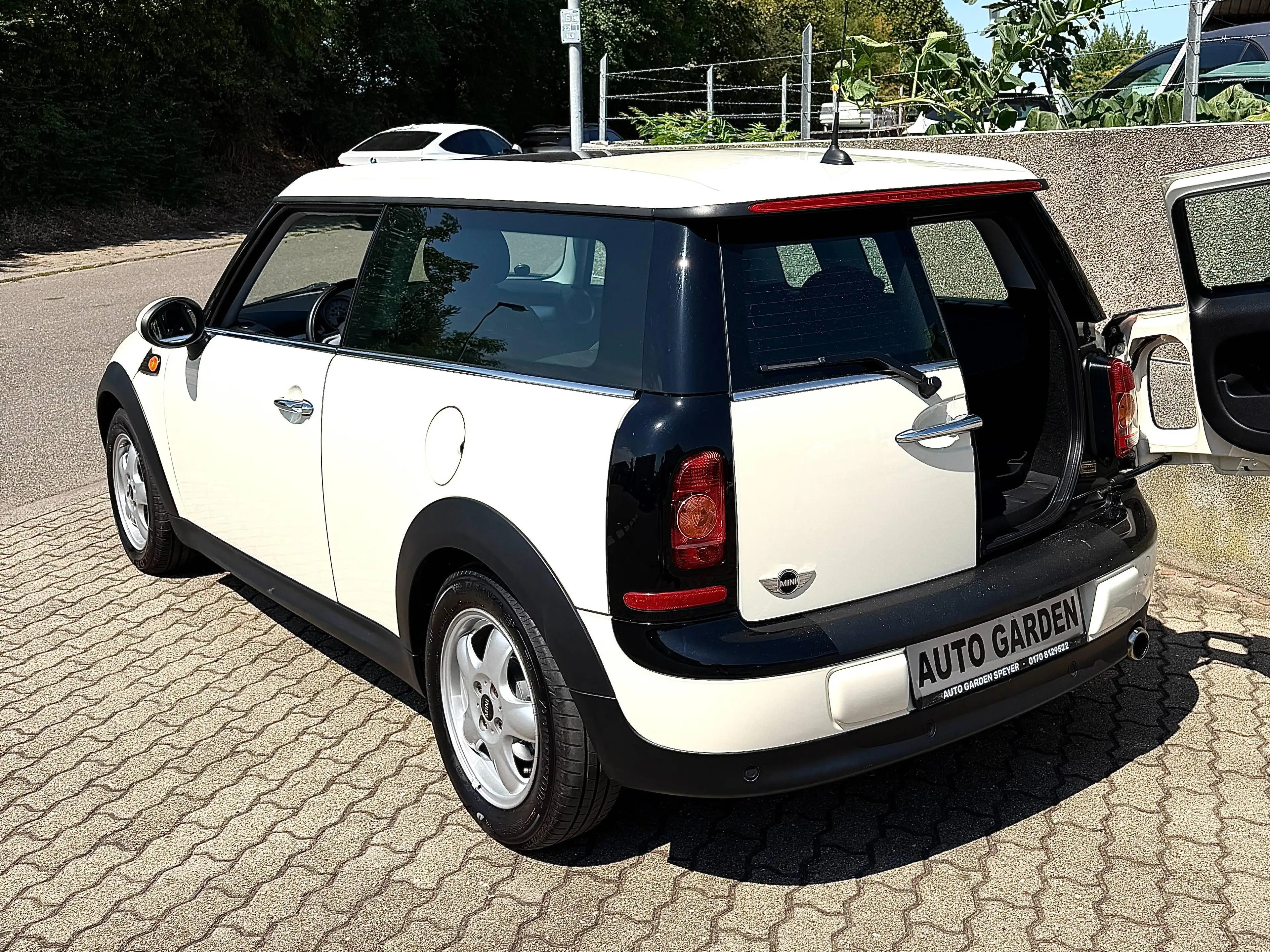 MINI One Clubman One — photo 8