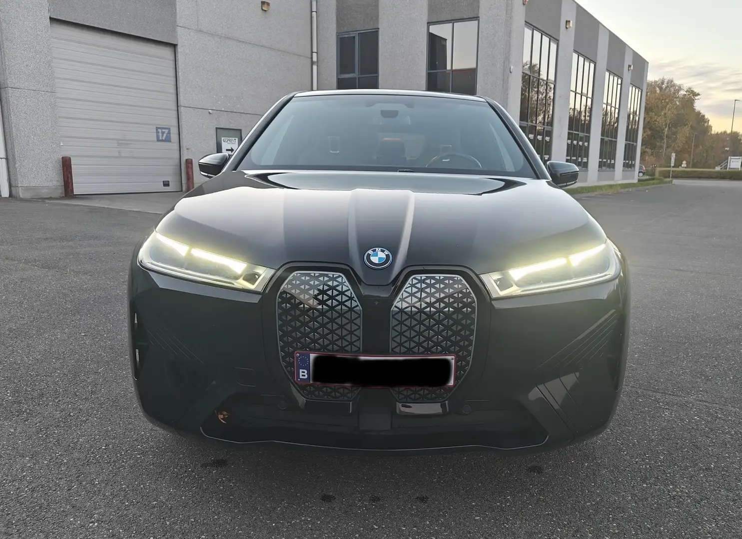 BMW iX xDrive40 - 1