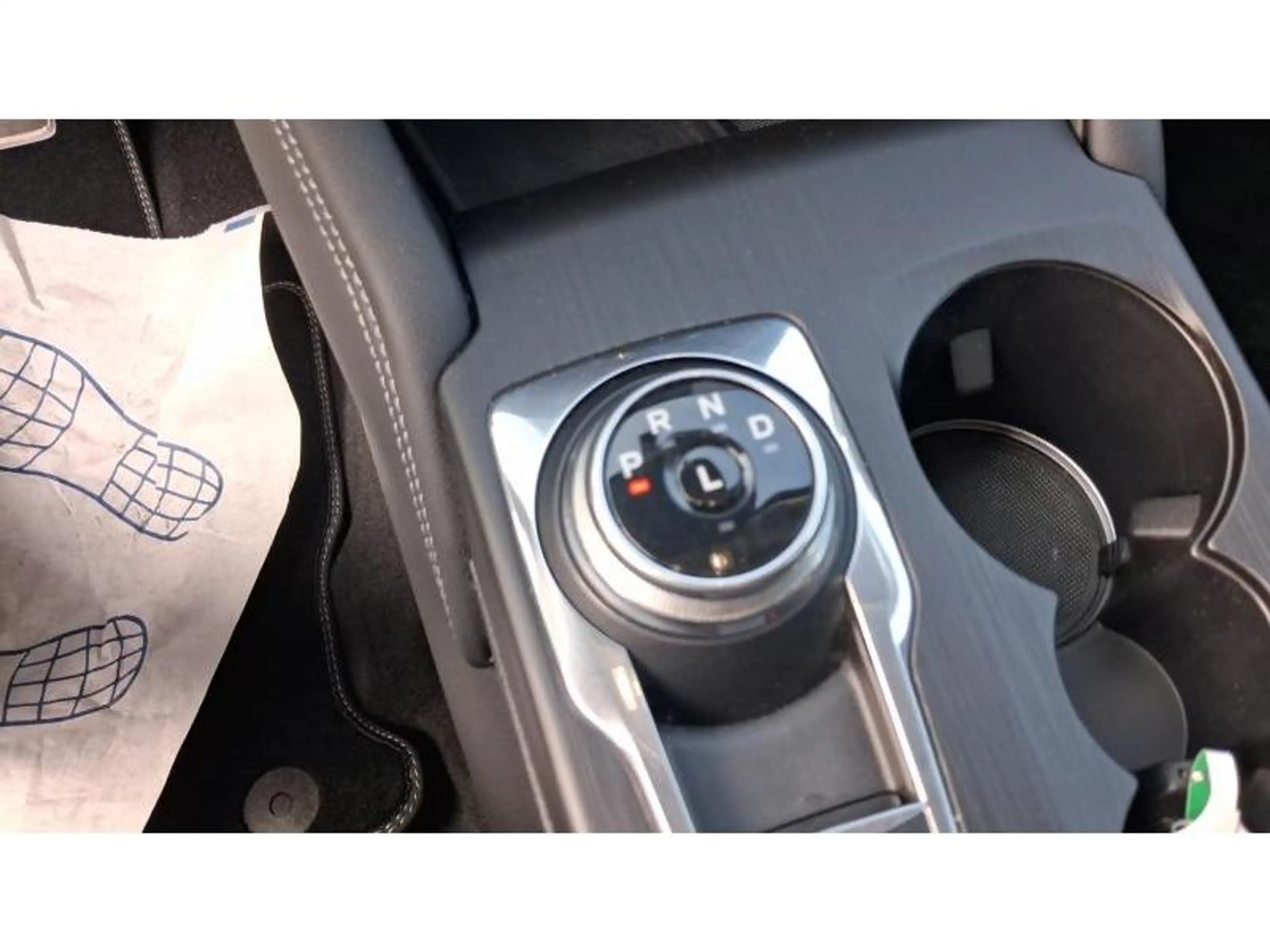 Ford Kuga III Active X — photo 10