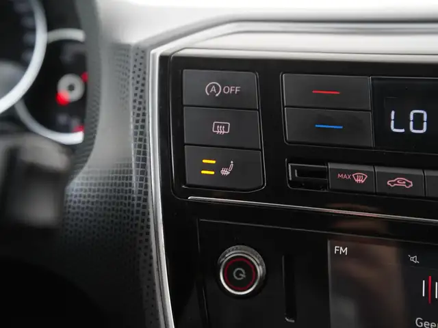 Volkswagen up! view 11