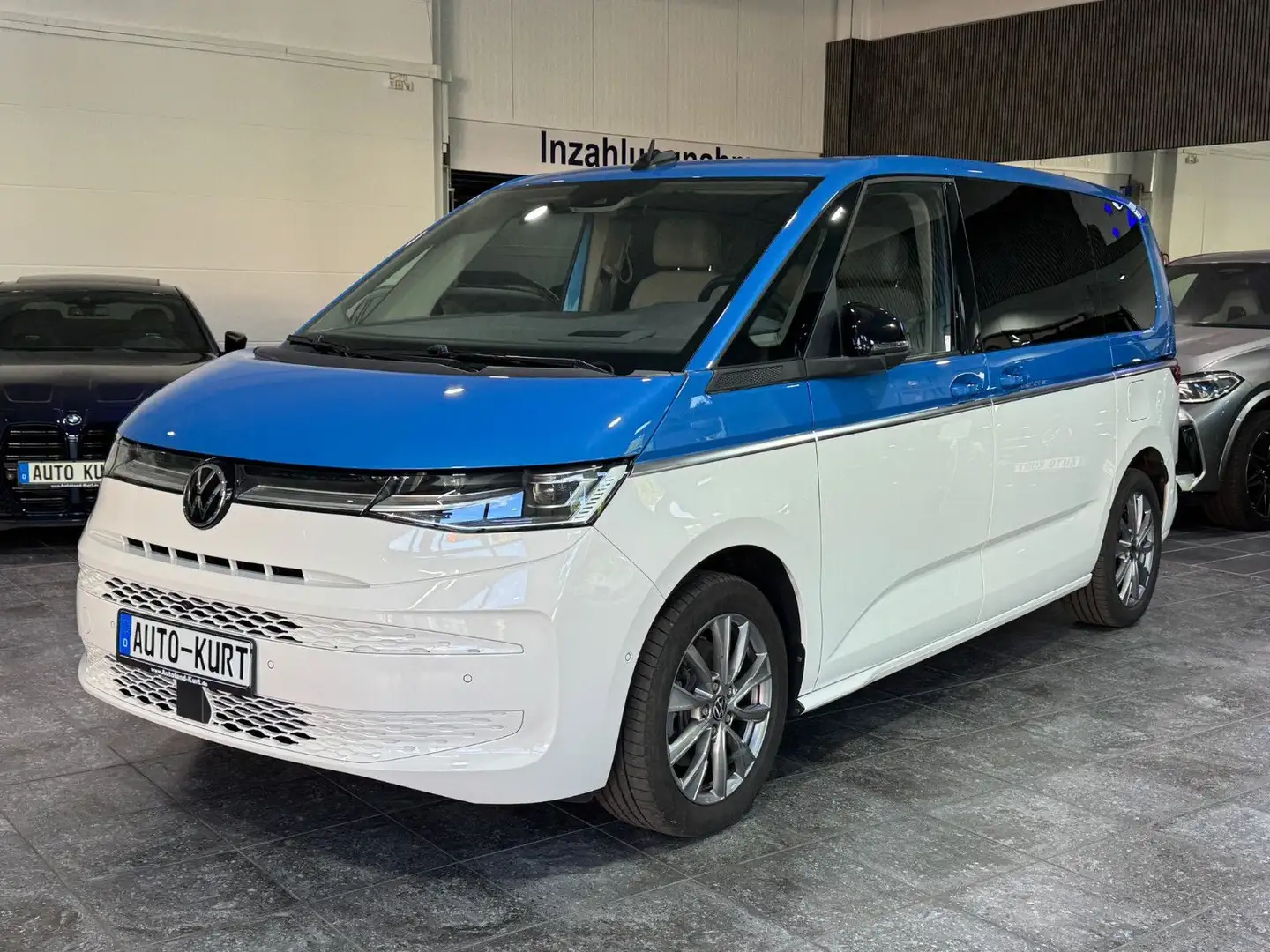 Volkswagen T7 Multivan T7 1,4 eTSI*MV*Style*HUD*Leder*Pano*Matrix*Sthz Blau - 2