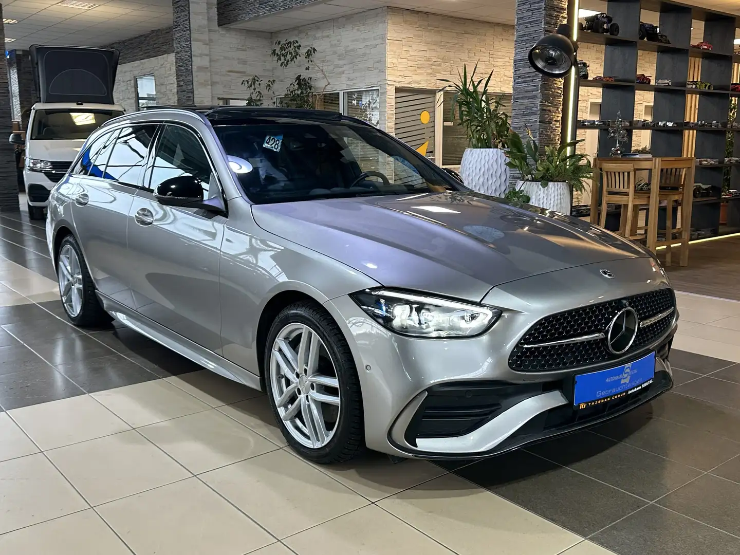 Mercedes-Benz C 300 e AMG-Line Pano. AHK Navi Leder digCockpit Argent - 1