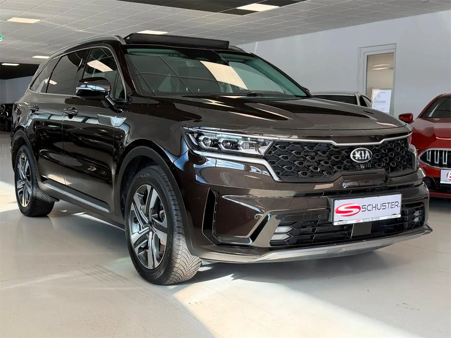 Kia Sorento 1,6 T-GDI Plug-In Hybrid GPF AWD Gold Braun - 1