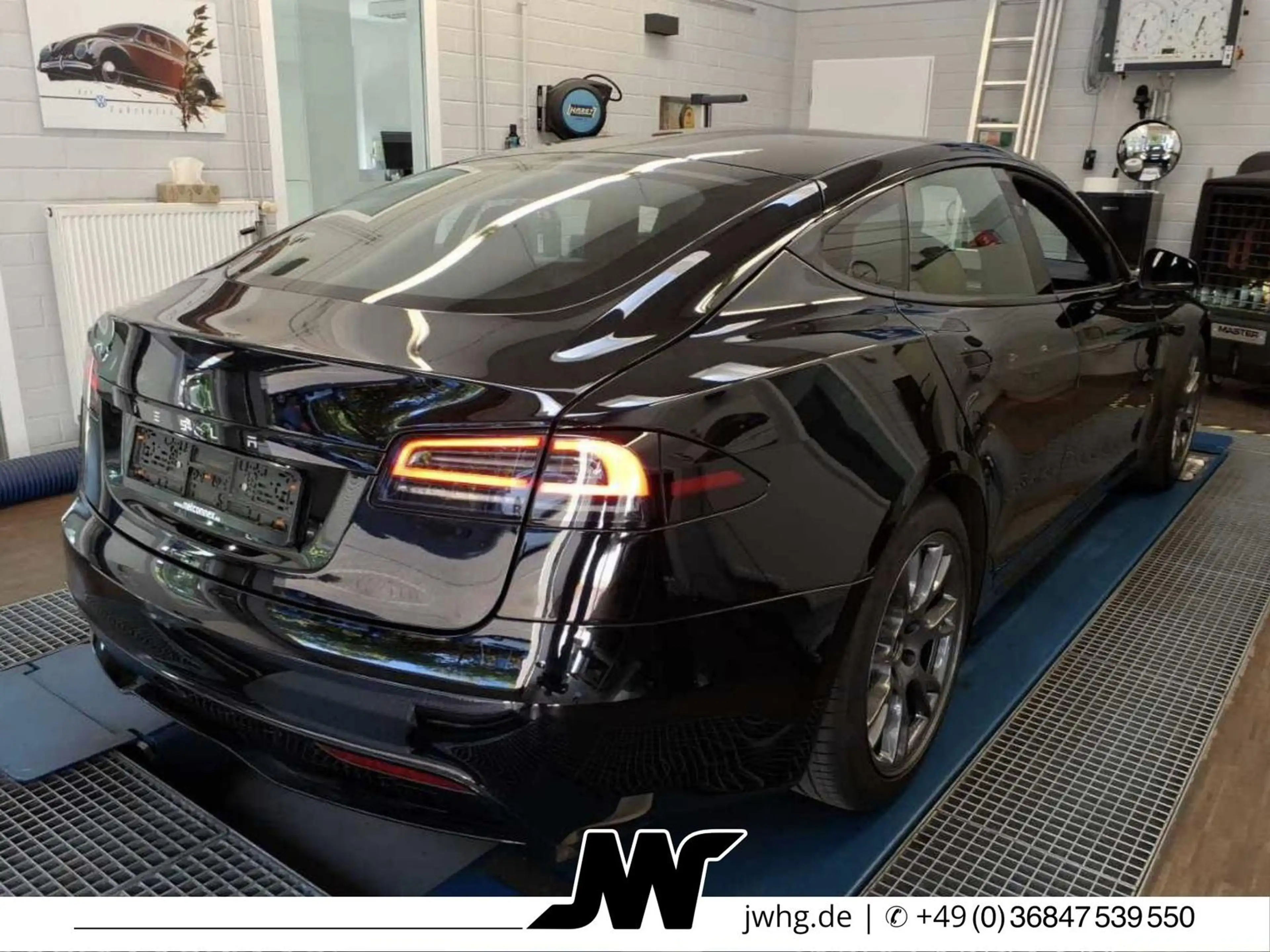 Tesla Model S AWD 100 kWh/LUFT/360°/PANO/WÄRMEP/AP4 — photo 2