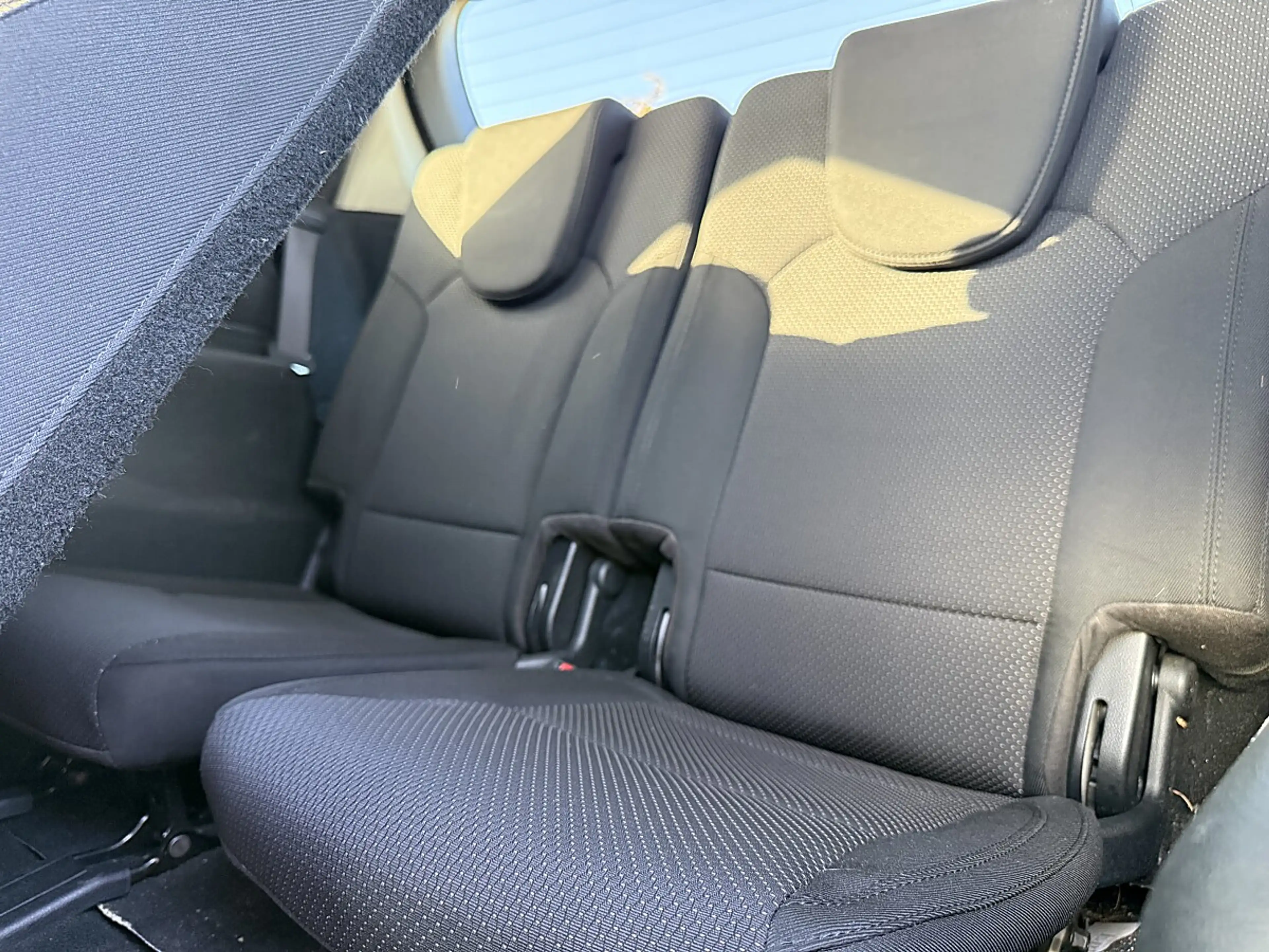 Kia Carens 1,7 CRDi ISG Titan *7 Sitze* — photo 9