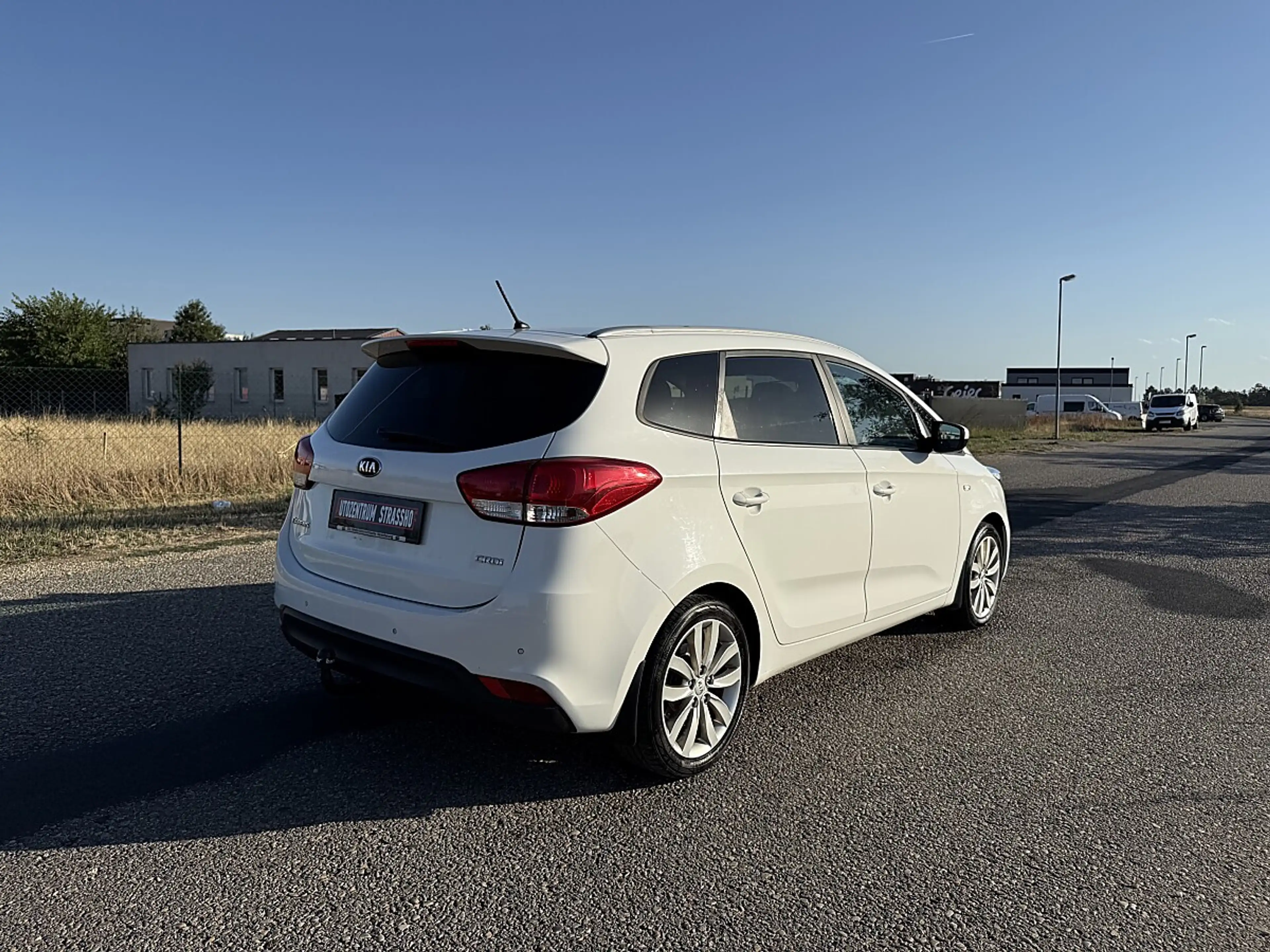 Kia Carens 1,7 CRDi ISG Titan *7 Sitze* — photo 5