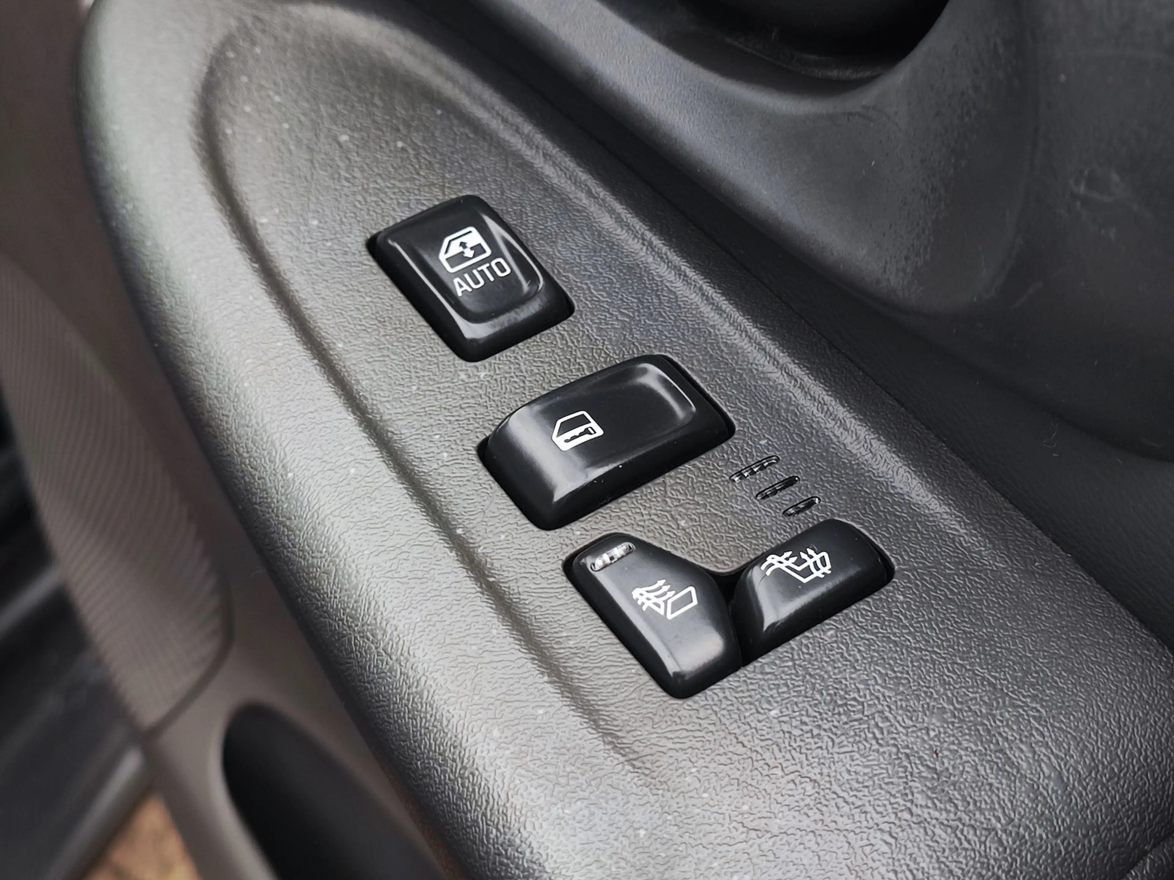 Chevrolet Trailblazer LT 4x4|LEDER|SHZ|AHK|SCHECKHEFT|LPG| — photo 23