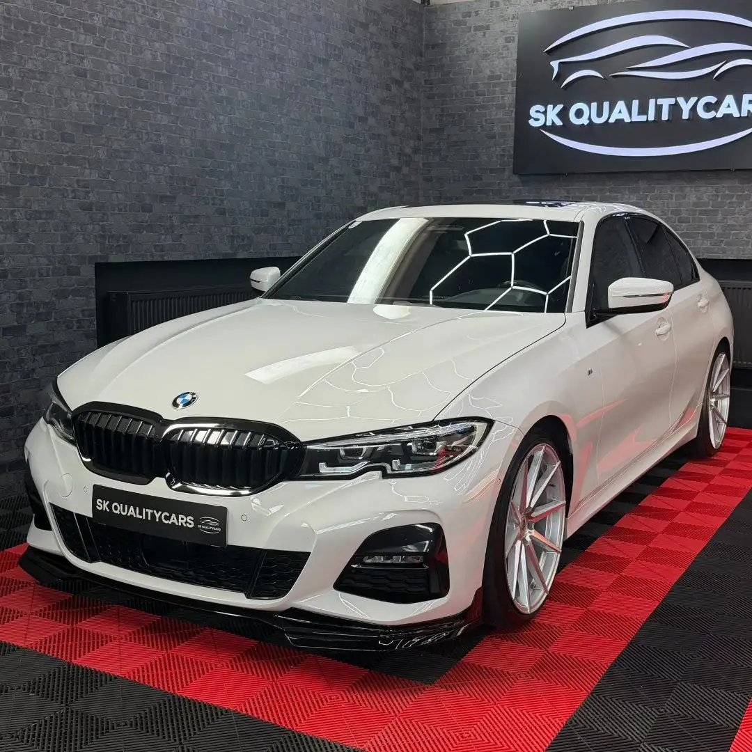 BMW 320 - 320 d M Sport Weiß - 1
