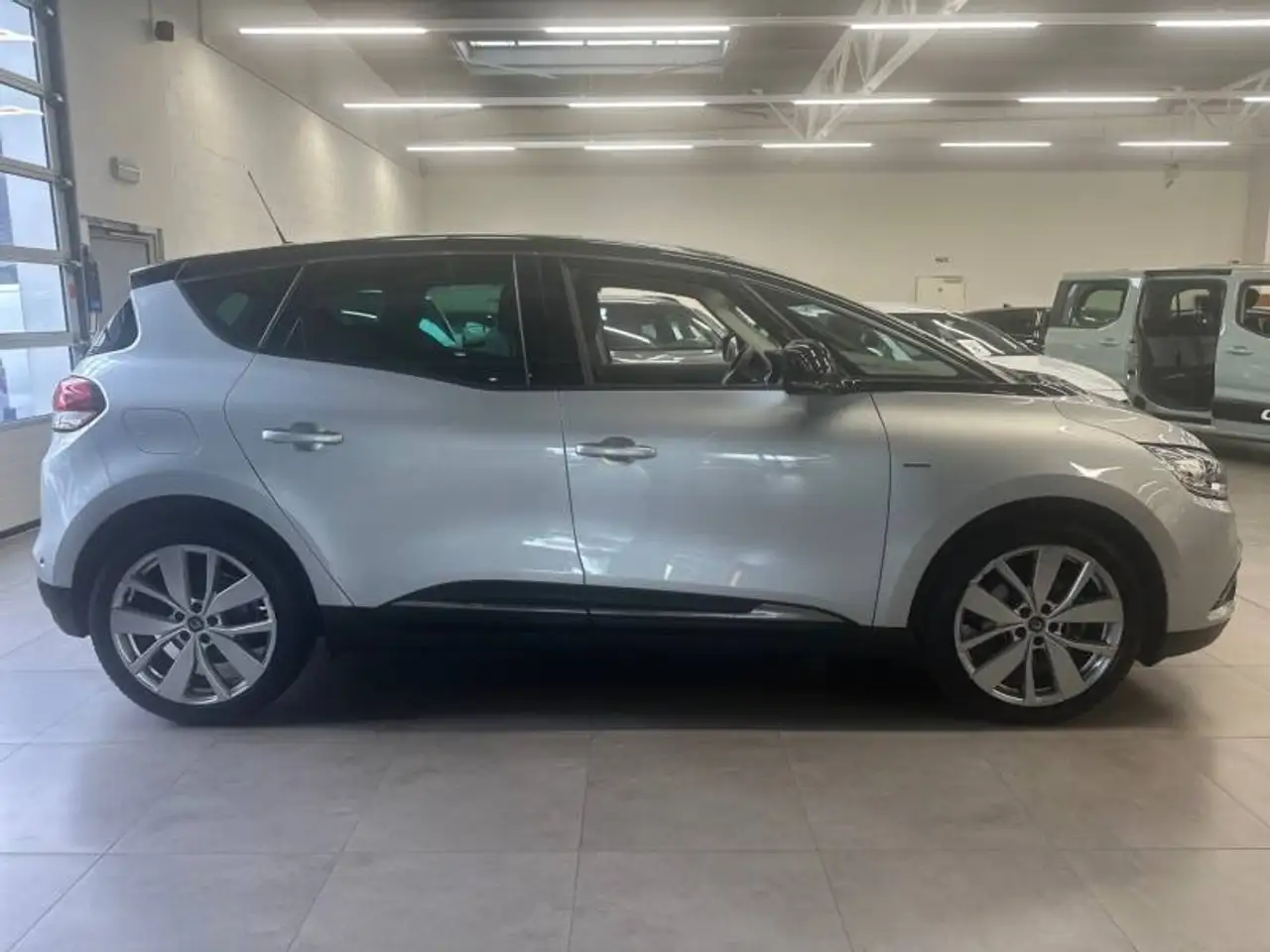 Renault Scenic 4 TCe 115 GPF Limited#2, миниатюра 4