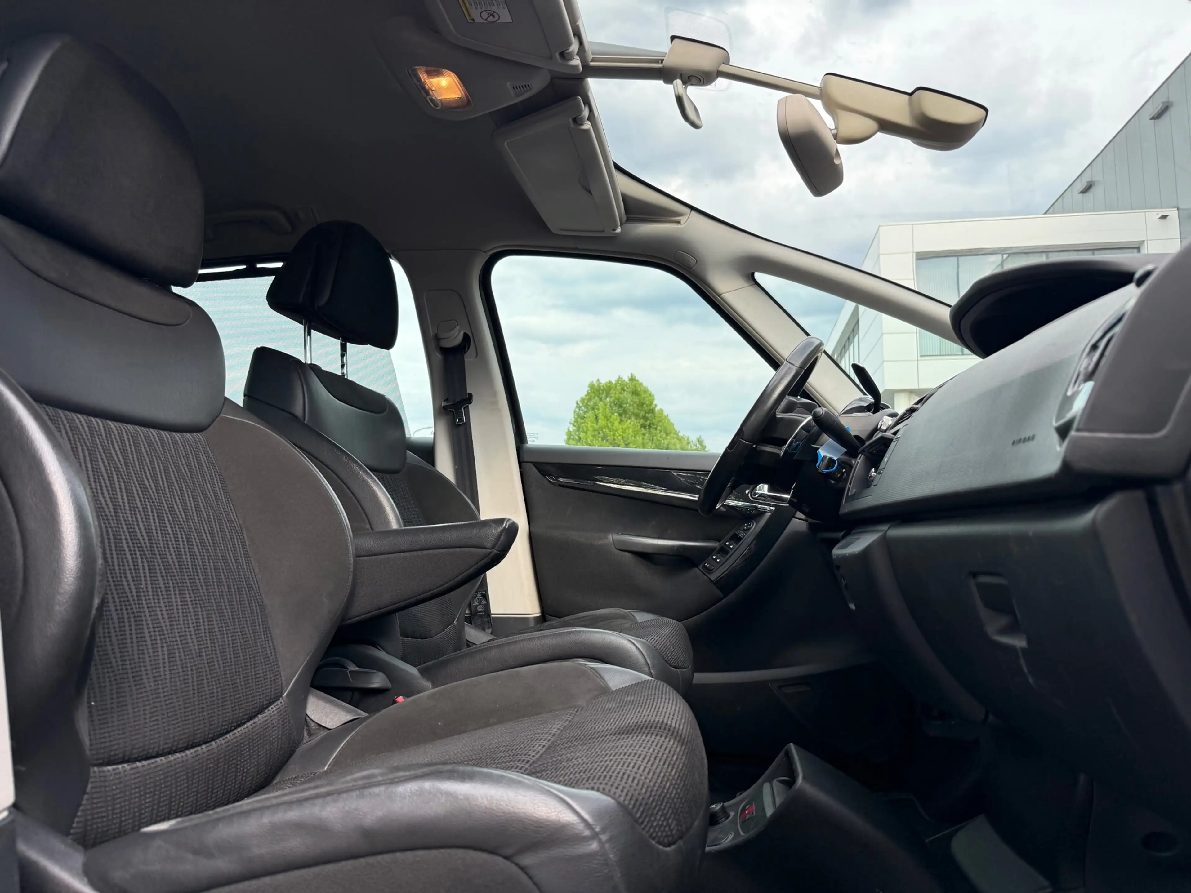 Citroen Grand C4 Picasso 1.6 THP Exclusive 7-PERSOONS AUTOMAAT XENON/LEDER/ — photo 13