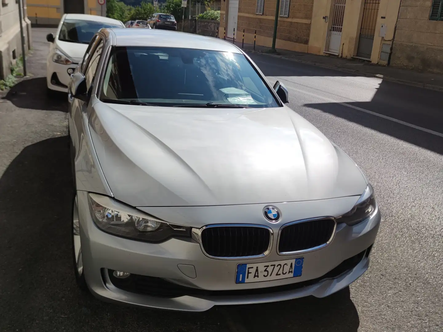 BMW 320 Serie 3 Touring 320d Xdrive Business Argento - 1