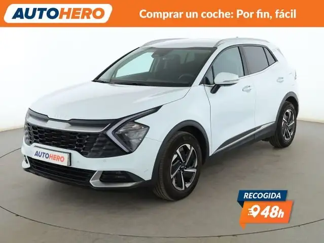 2024 Kia Sportage in White for sale