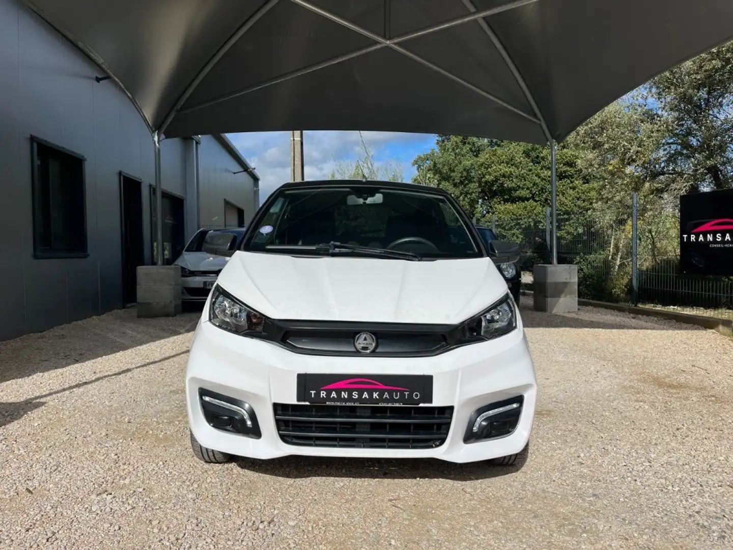 Aixam City SPORT 479 CC EMOTION / Garantie Constructeur / Entretiens Complet Constructeur Blanc - 2