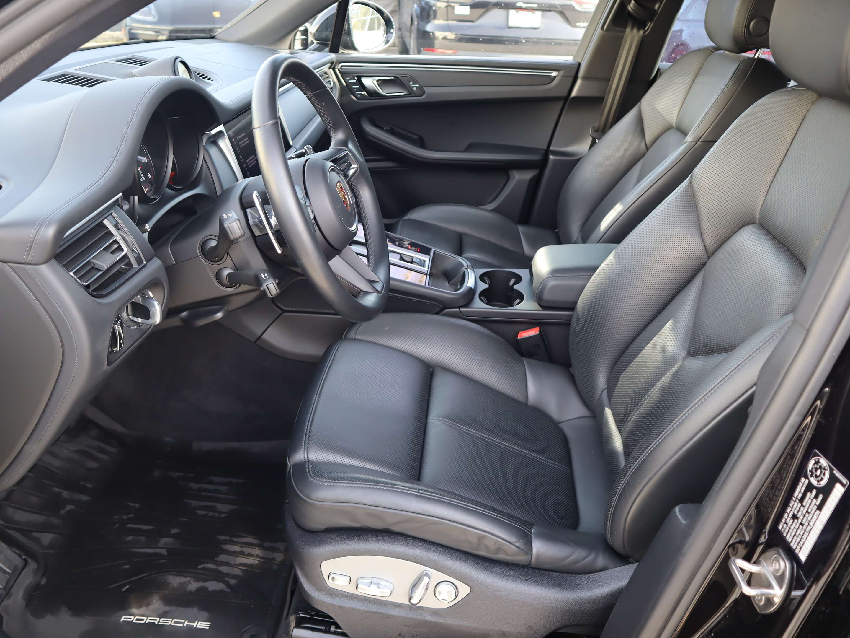 2023 Porsche Macan AWD High Spec!, CPO! thumb 13
