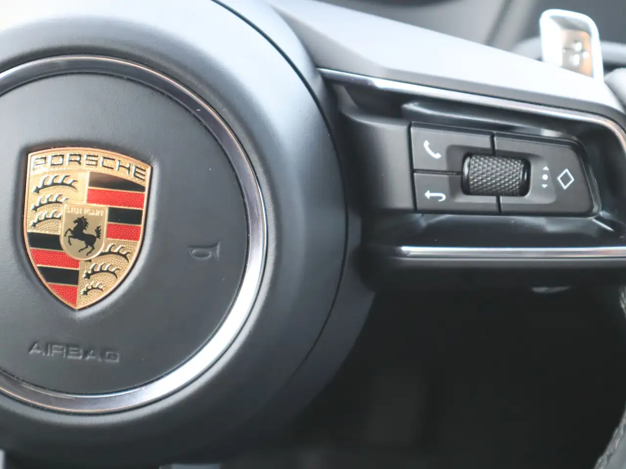Porsche Macan снимка Porsche Macan
