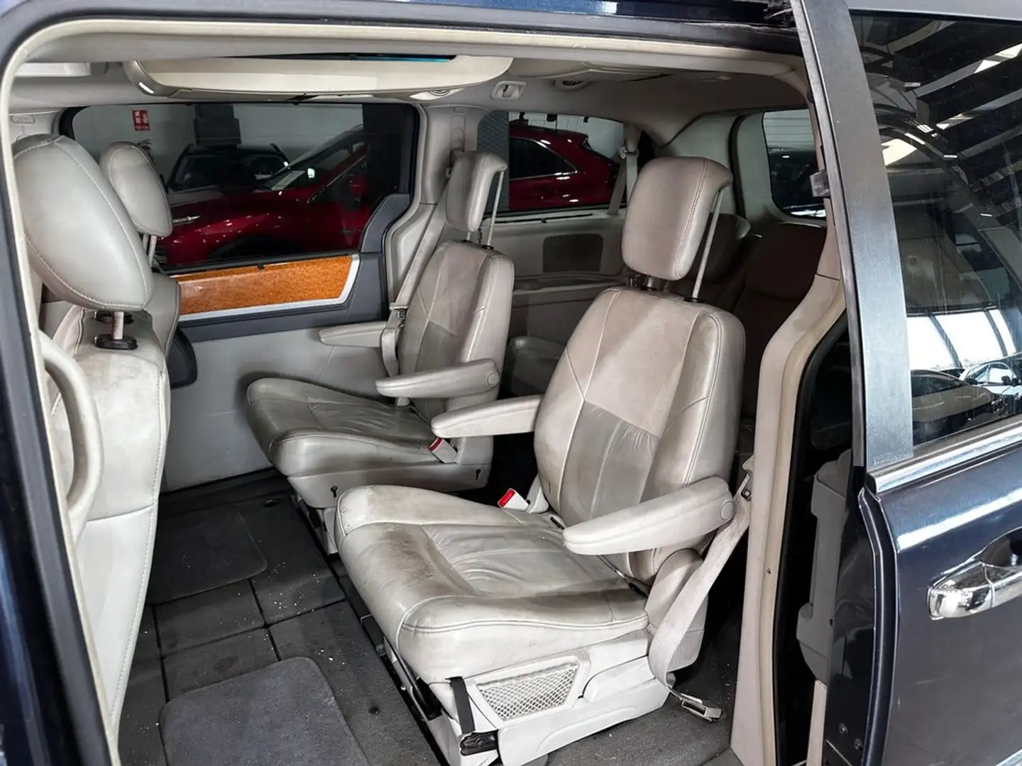 Chrysler Voyager SE 2.8 CRD Auto Blau - 2