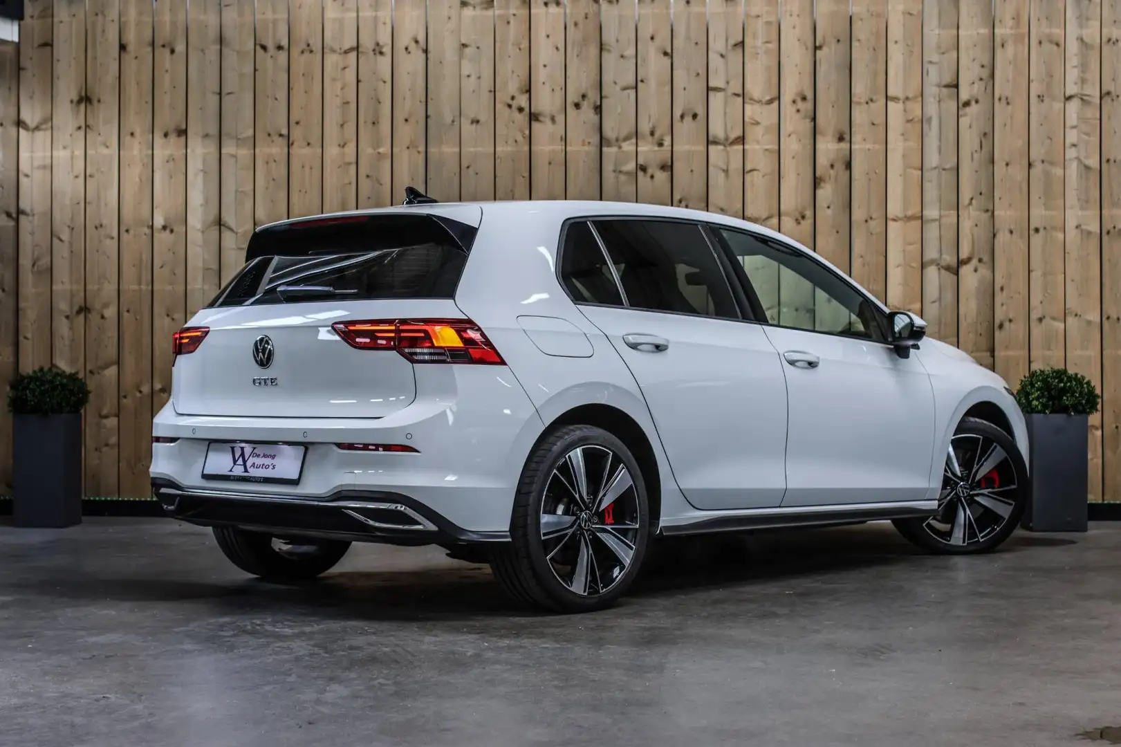Volkswagen Golf GTE 1.4 eHybrid *Stoelverwarming*Led*ACC*App connect* Wit - 2