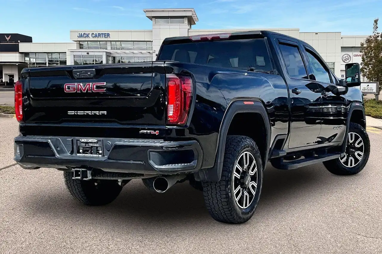 GMC Sierra 3500HD снимка GMC Sierra 3500HD