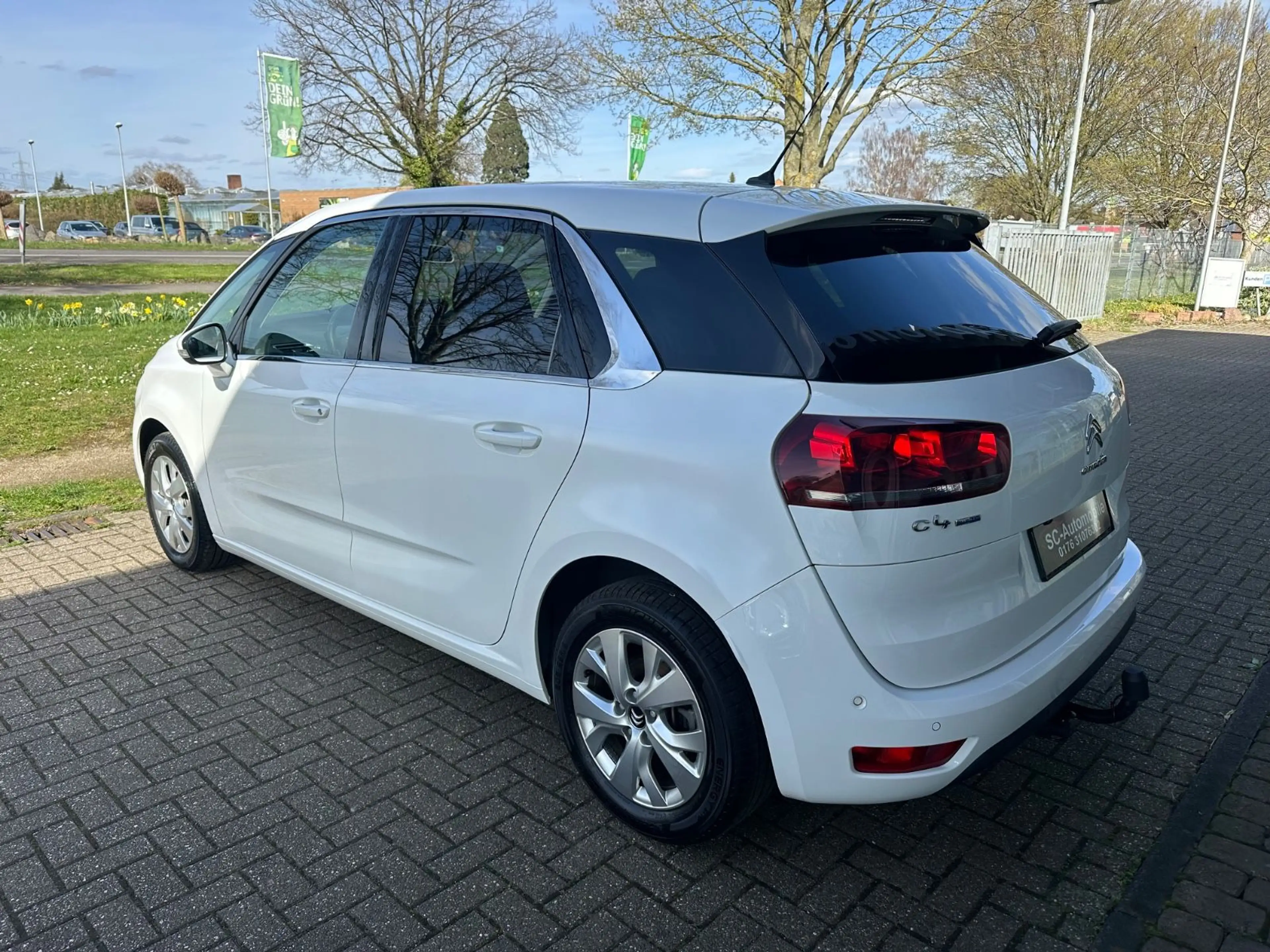 Citroen C4 Picasso /Spacetourer Selection*R-KAM*NAVI*AHK* — photo 5