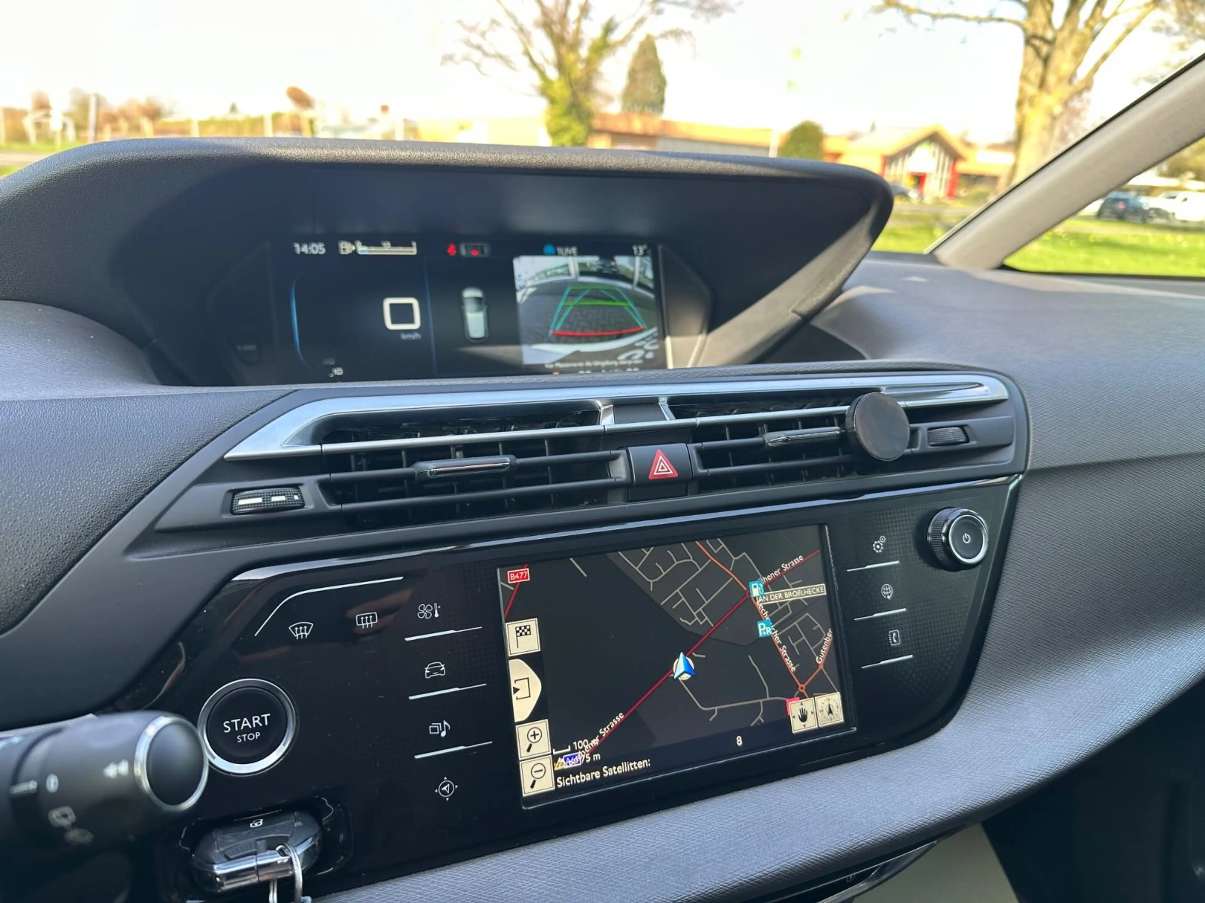 Citroen C4 Picasso /Spacetourer Selection*R-KAM*NAVI*AHK* — photo 11