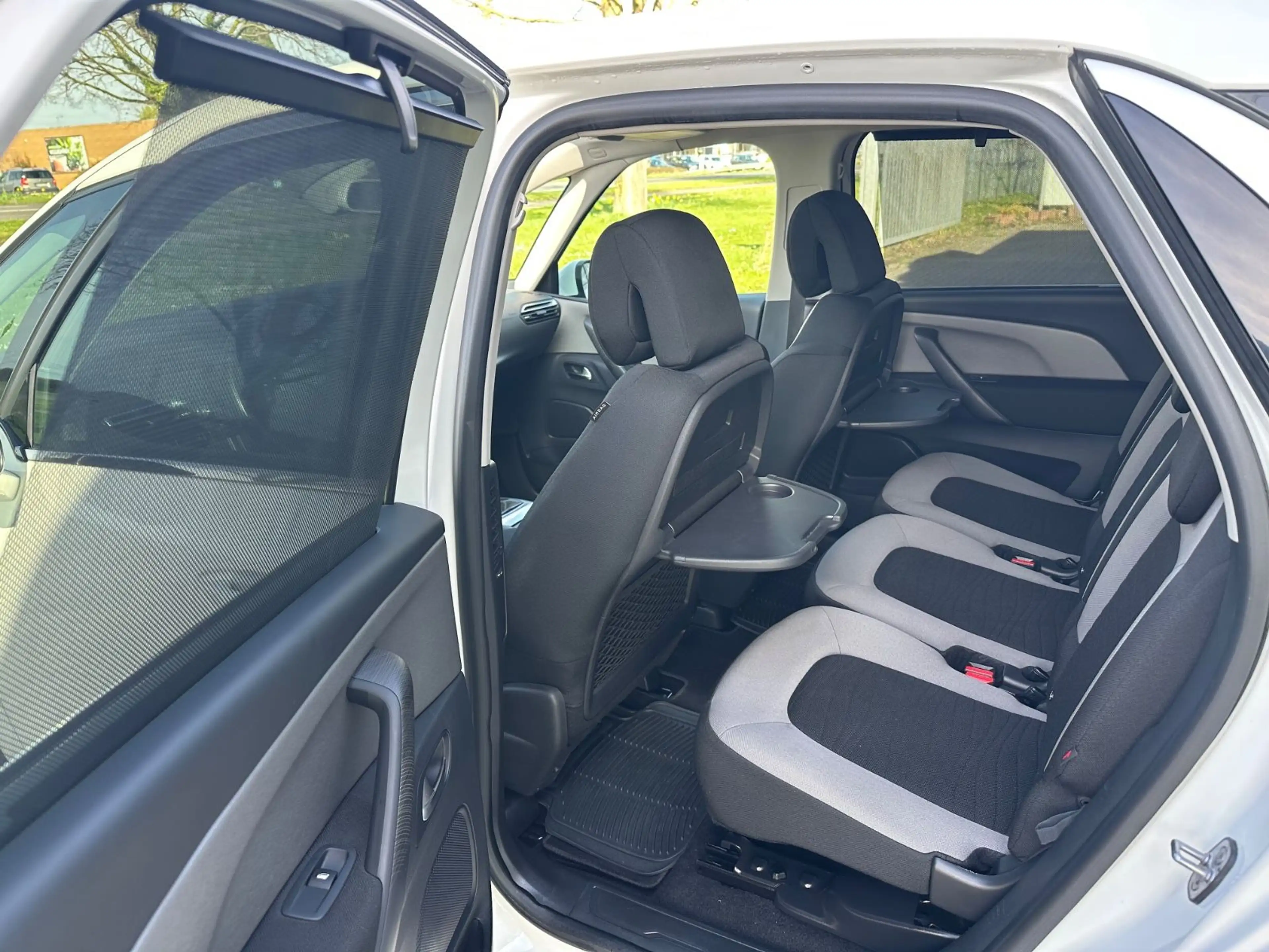 Citroen C4 Picasso /Spacetourer Selection*R-KAM*NAVI*AHK* — photo 13