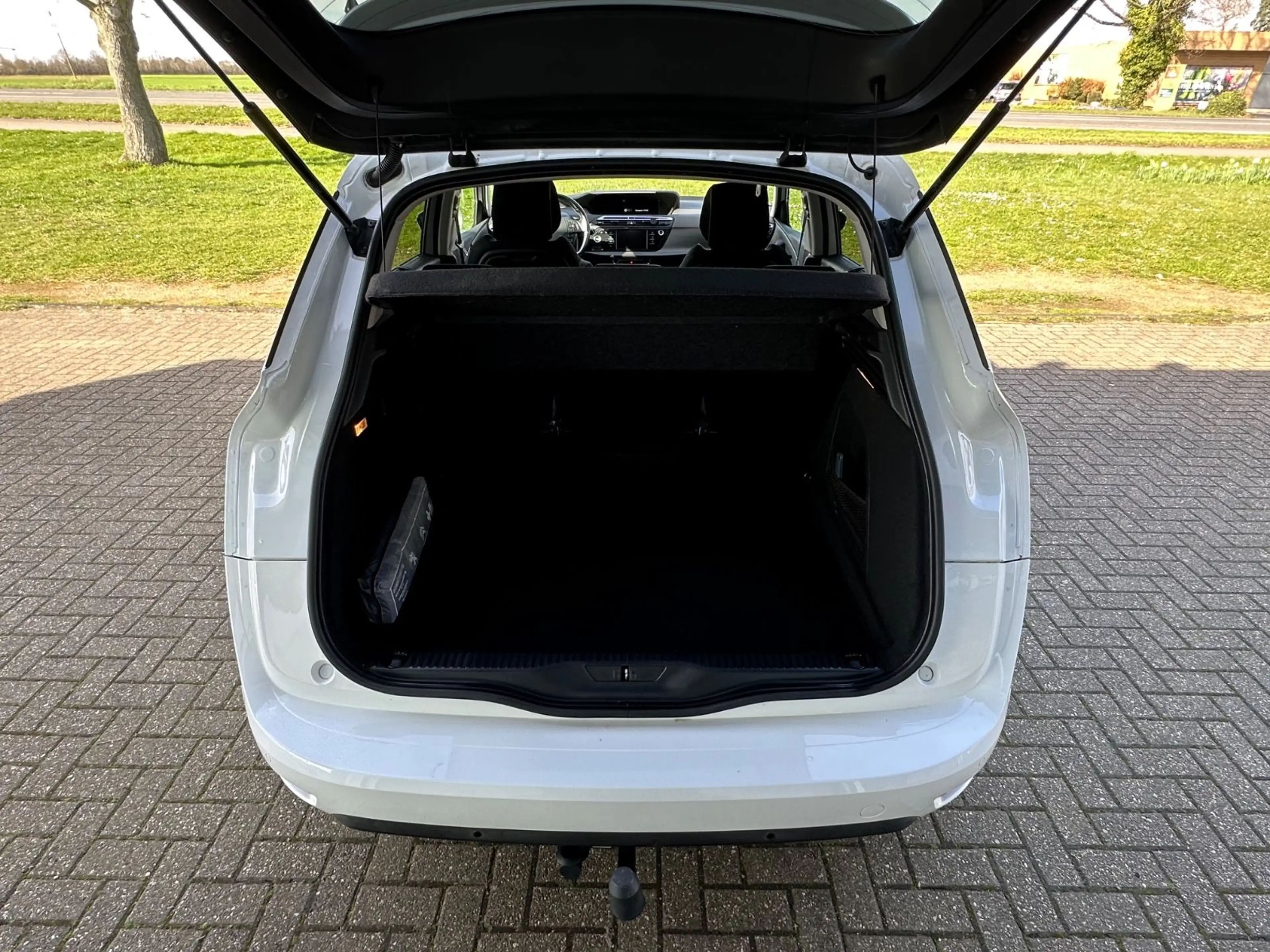 Citroen C4 Picasso /Spacetourer Selection*R-KAM*NAVI*AHK* — photo 8