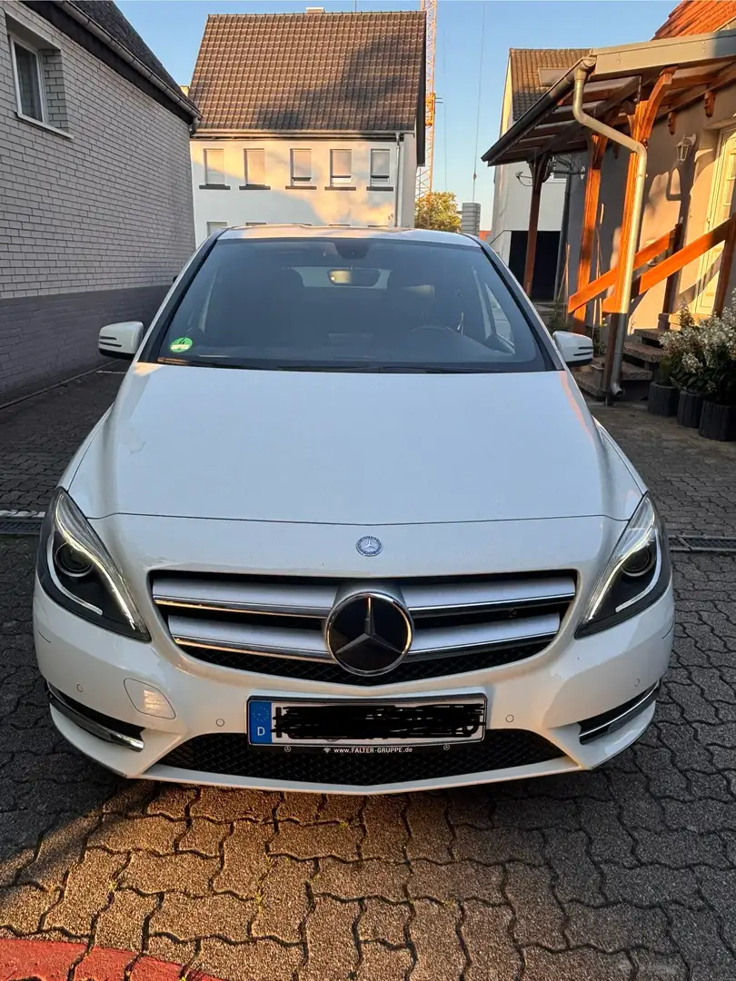 Mercedes-Benz 180 CDI Alb - 1