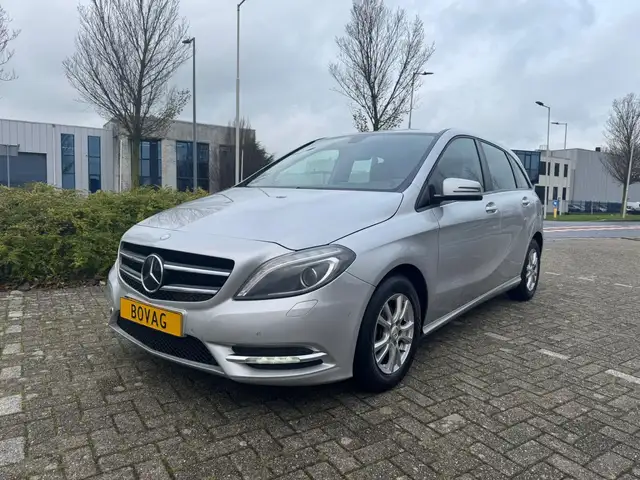 Mercedes-Benz B 180 Ambition dsg camera navi cruise control airco blue