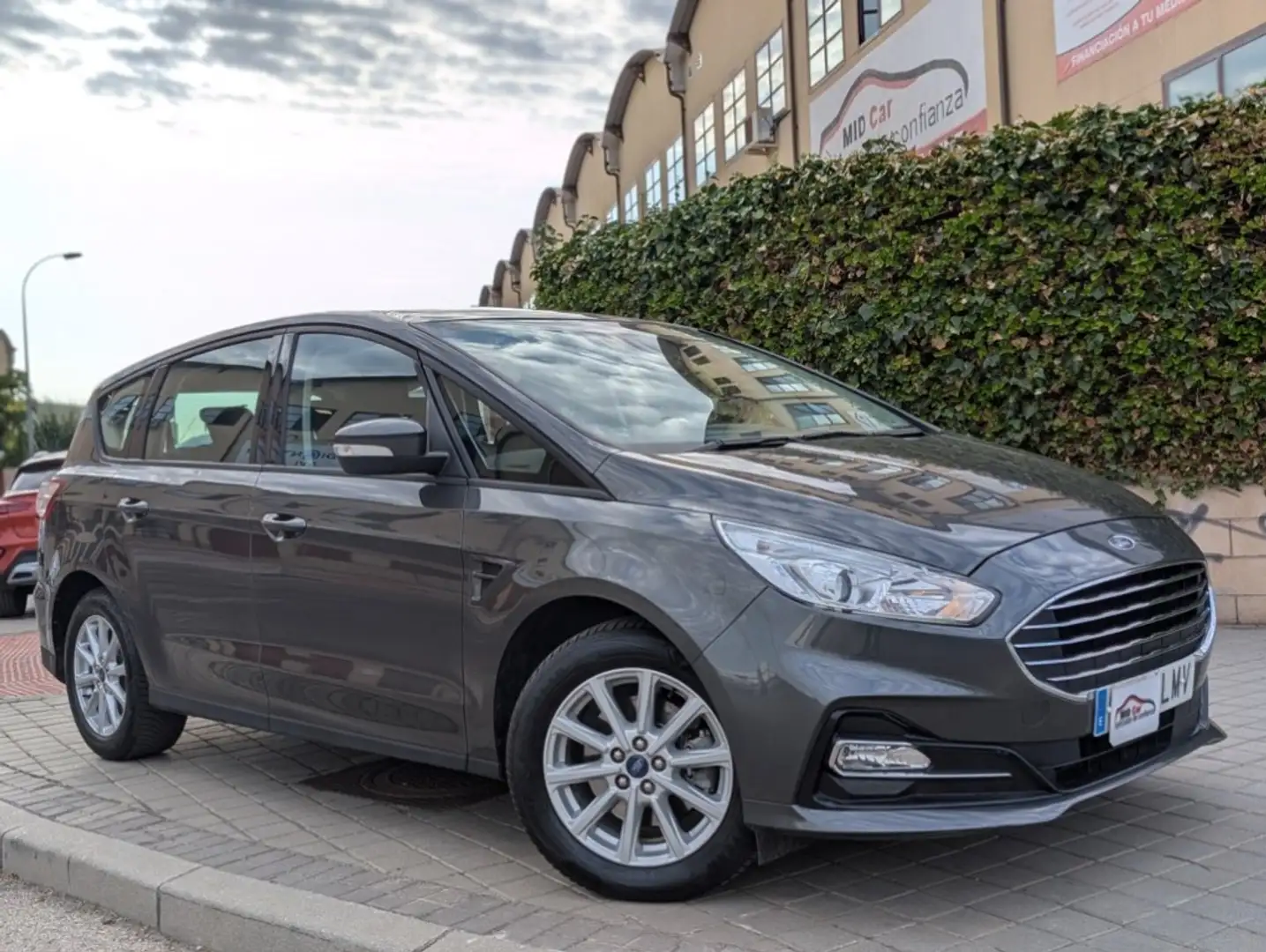 Ford S-Max 2.0TDCi Panther Titanium 150 Gris - 1