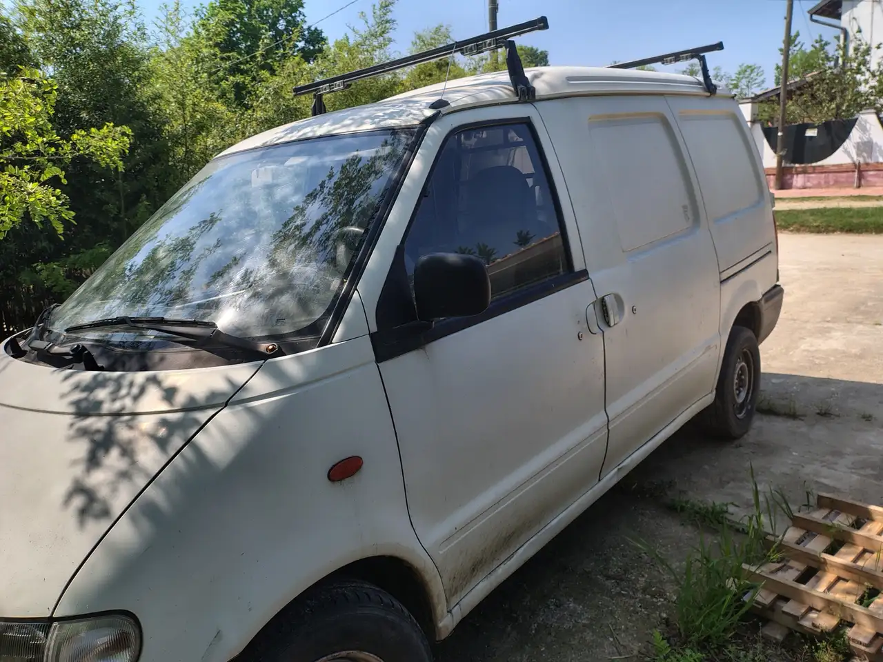 Nissan Vanette 2.0d, foto 2