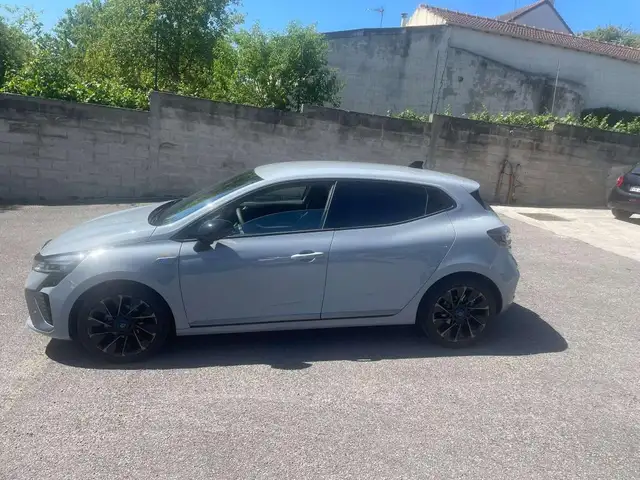 Renault Clio view 5